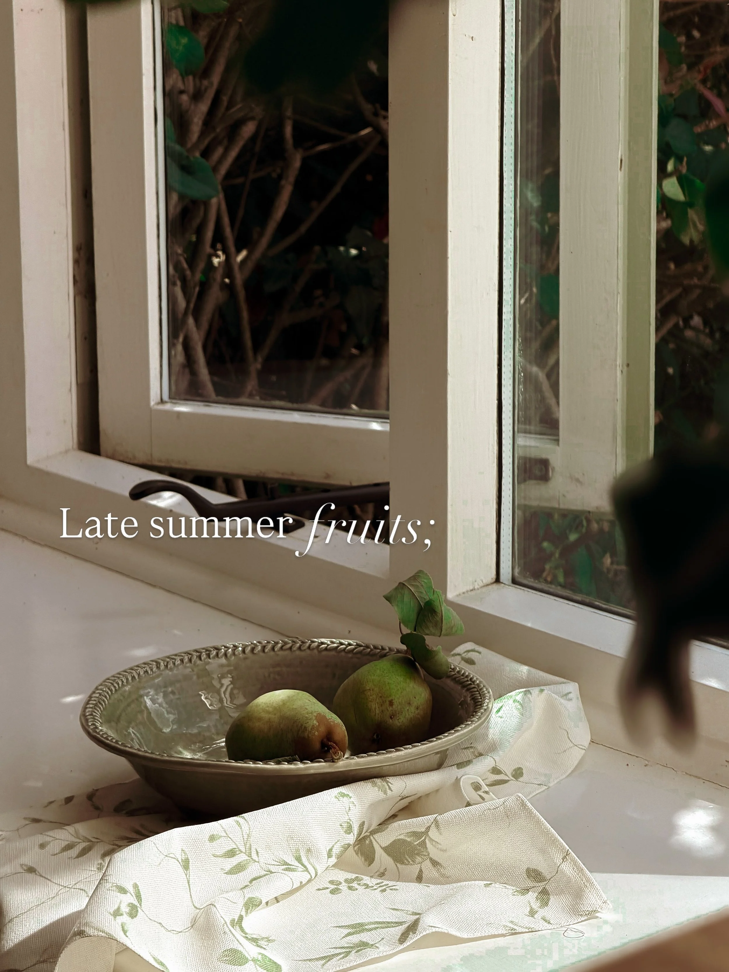 Late summer light, soft textures and simple seasonal moments - our new table linens are the perfect pieces to transition between the seasons.. 

#AltermeHome #Softfurnishingsuk #Luxuryhomedecor #HomewarebrandUK #InteriorLifestyle 

Styling freshly pi