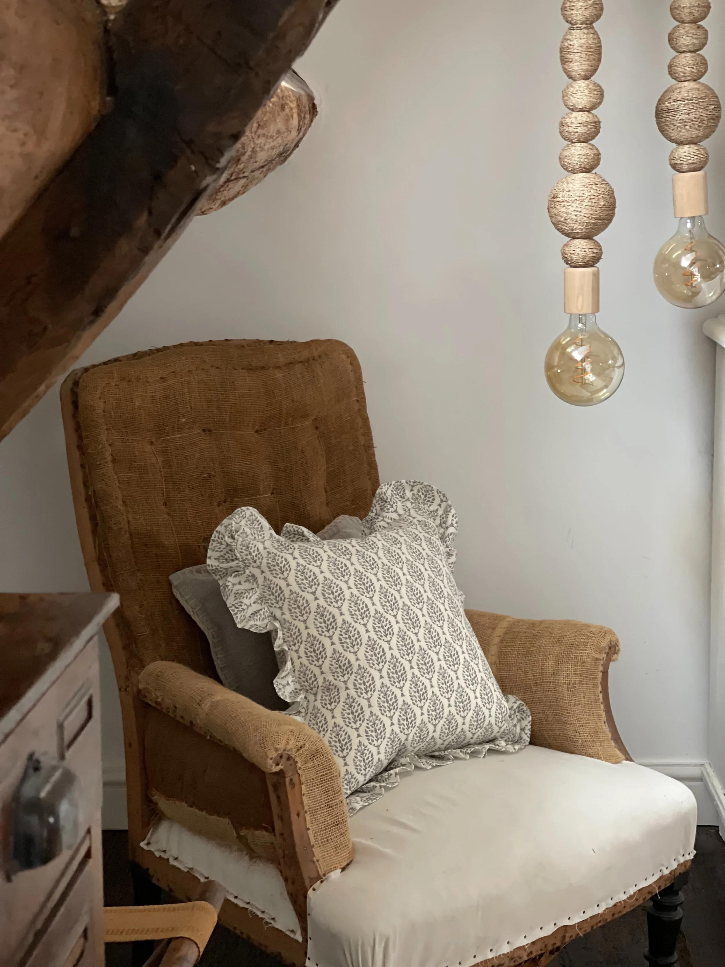 Mixing old and new is the perfect way to make a home feel more considered, so when I styled and photographed the stunning Collectors house by @marella_escapes I just had to place this beautiful ruffle trim cushion on this stunning antique chair. 

Th