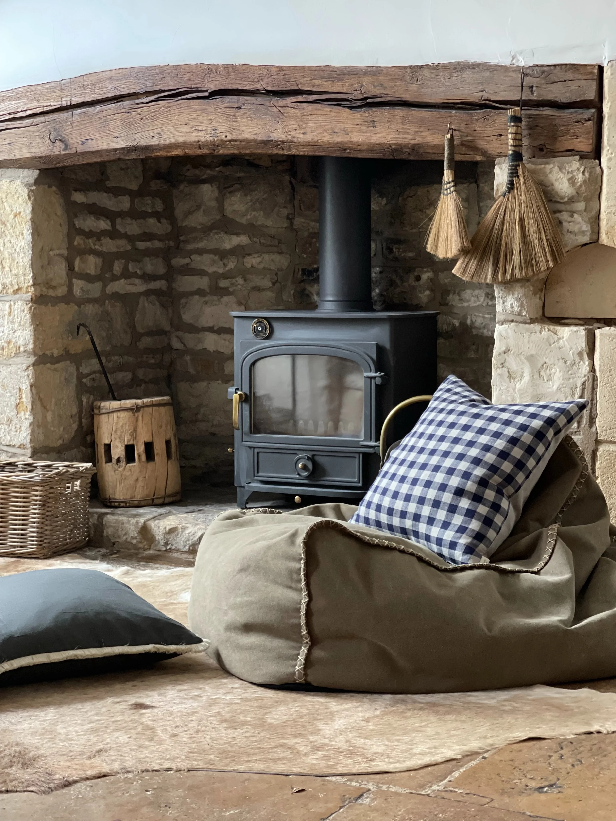 It&rsquo;s officially cosy season - we love a classic check and especially love to mix earthy tones like greens with blues - who said blue and green should never be seen? 

Shot and styled by @altermehome 
Location @marella_escapes