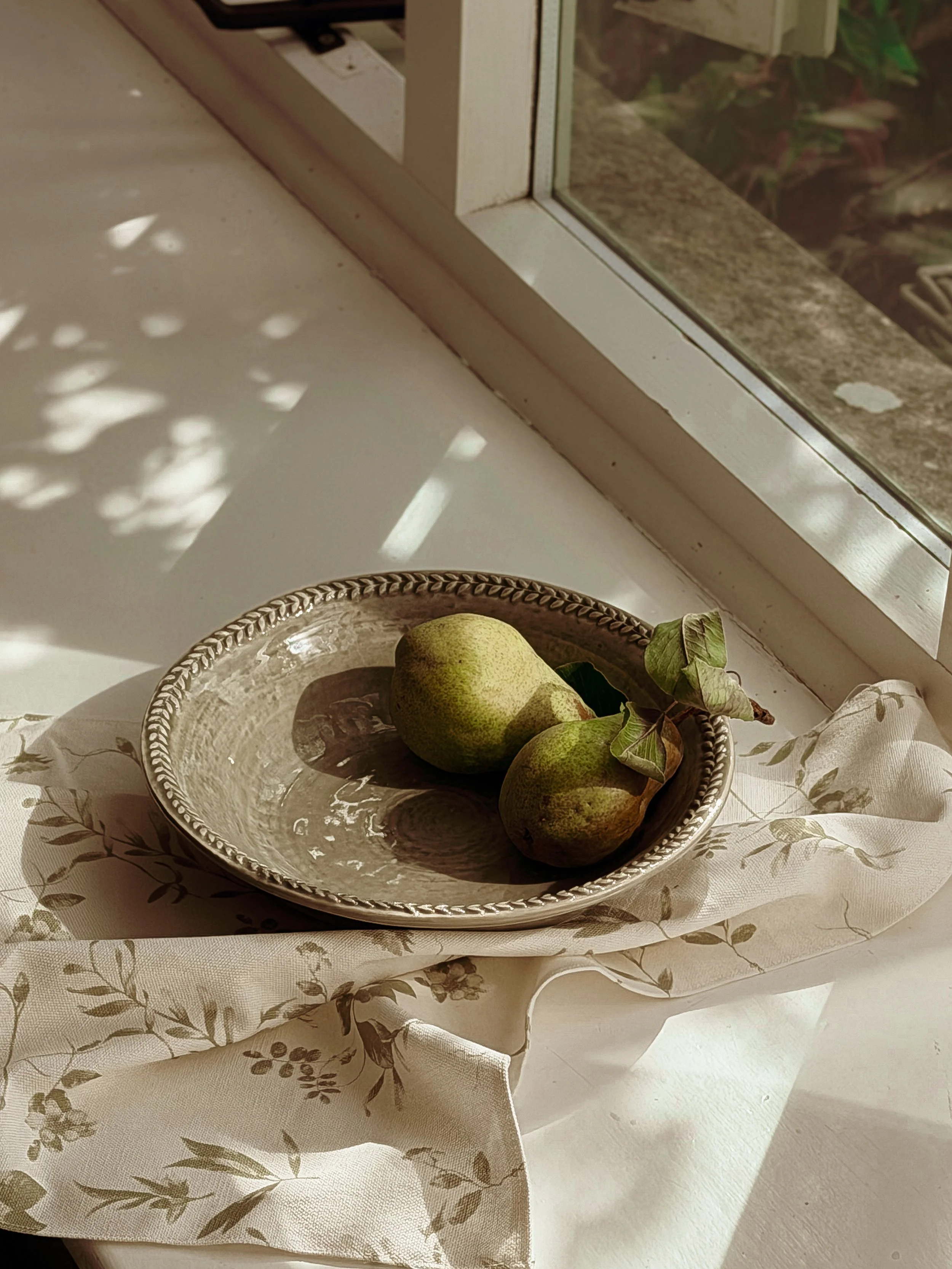 Green Floral Linen Napkins, Set of 4
