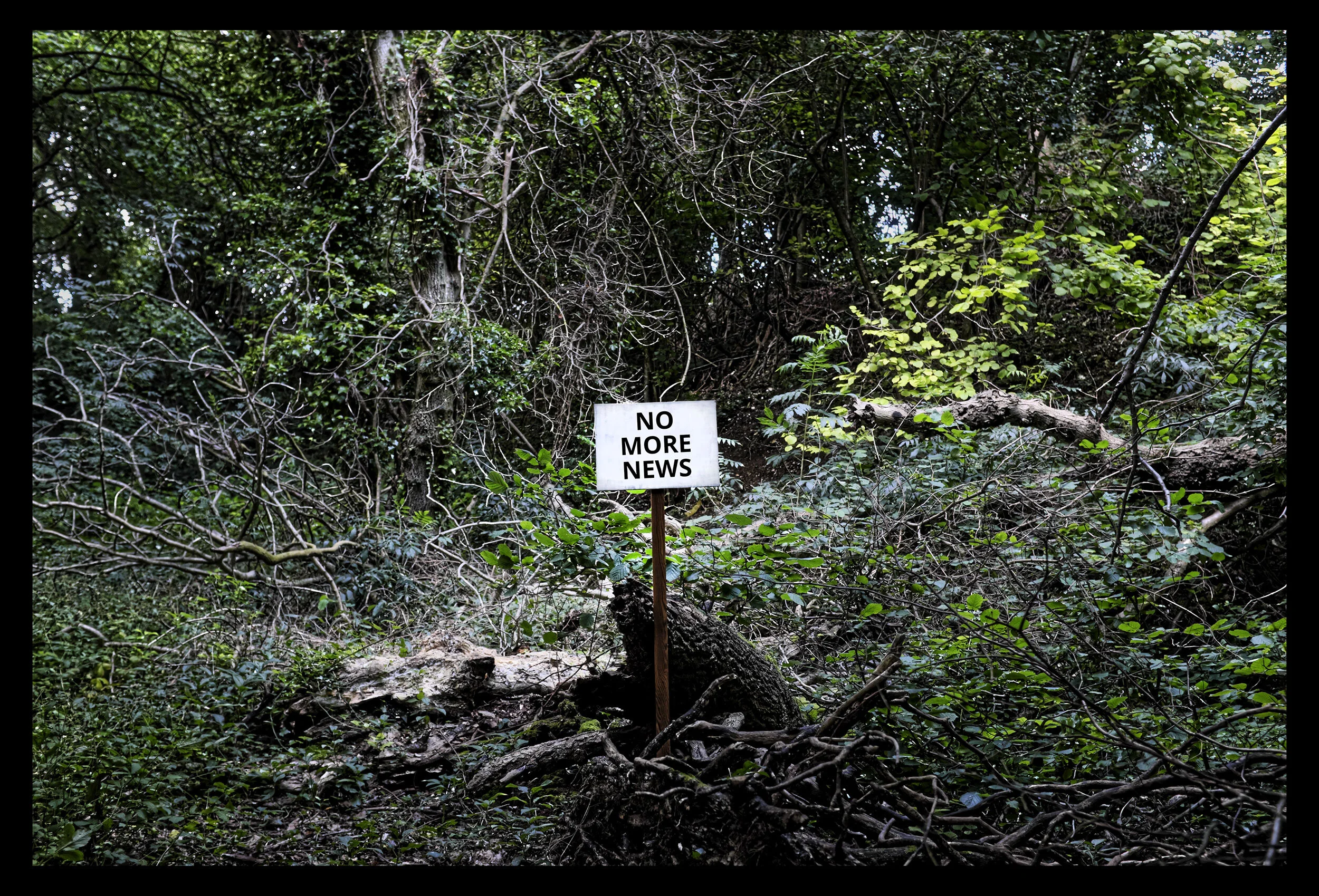 No More News. Digital C-Type. 100x68cm. 2021.