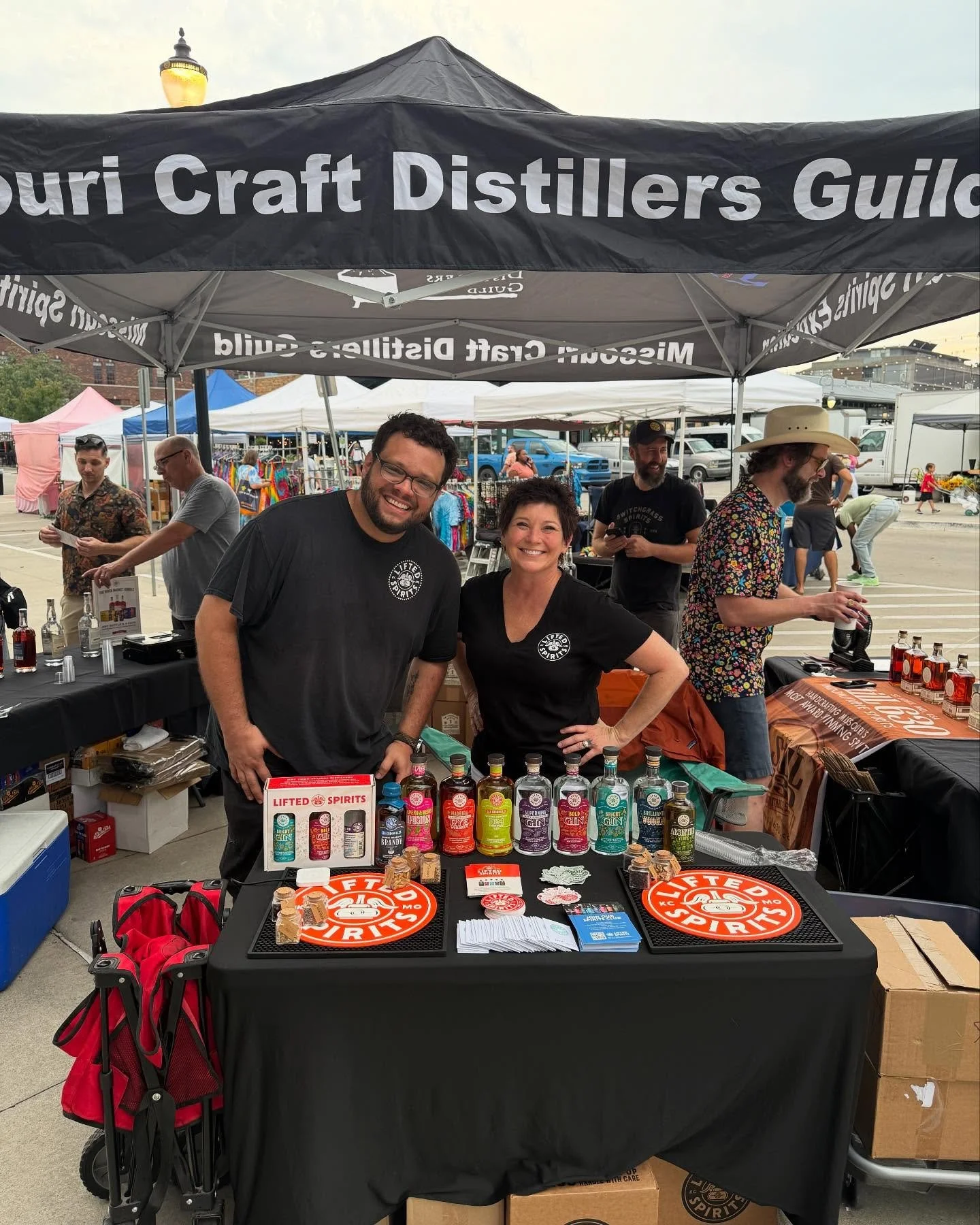 Hey! We’re at City Market (in front of Steamboat Arabia) today giving out samples of our spirits. Come see us!
@mospiritsexpedition 
@michaelishness @hhamilton612
