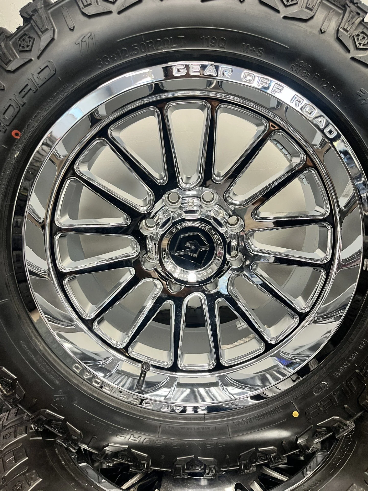 20" Gear 764 Set (USED)