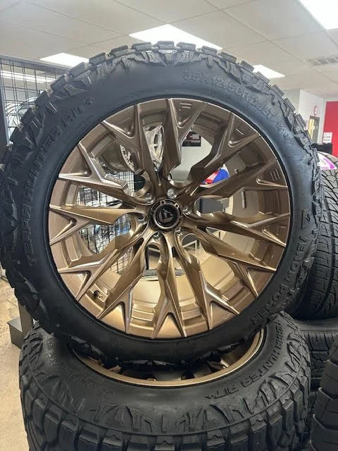 22" Fuel 805 Set (USED)