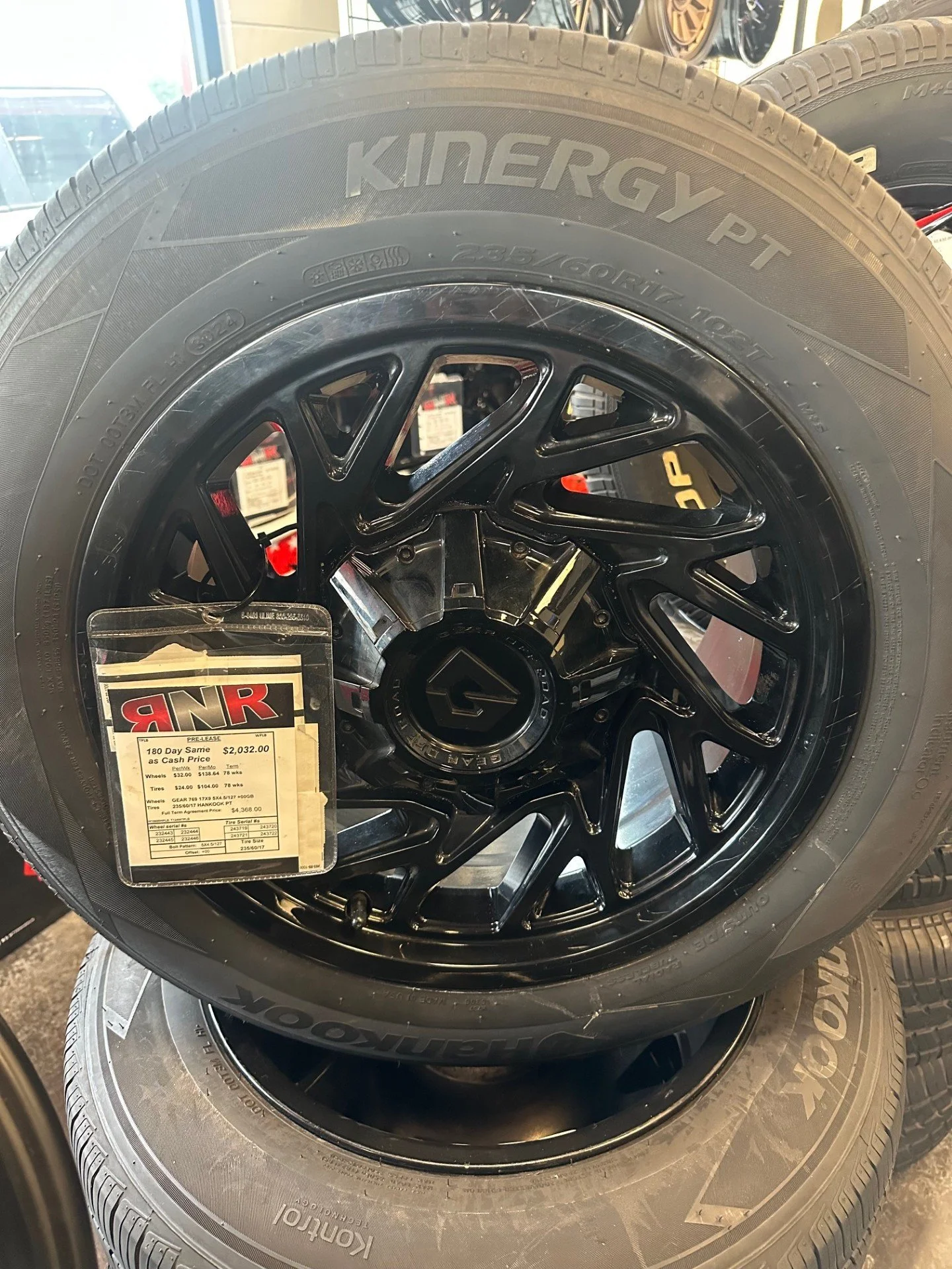 17" Gear 769 Set (USED)