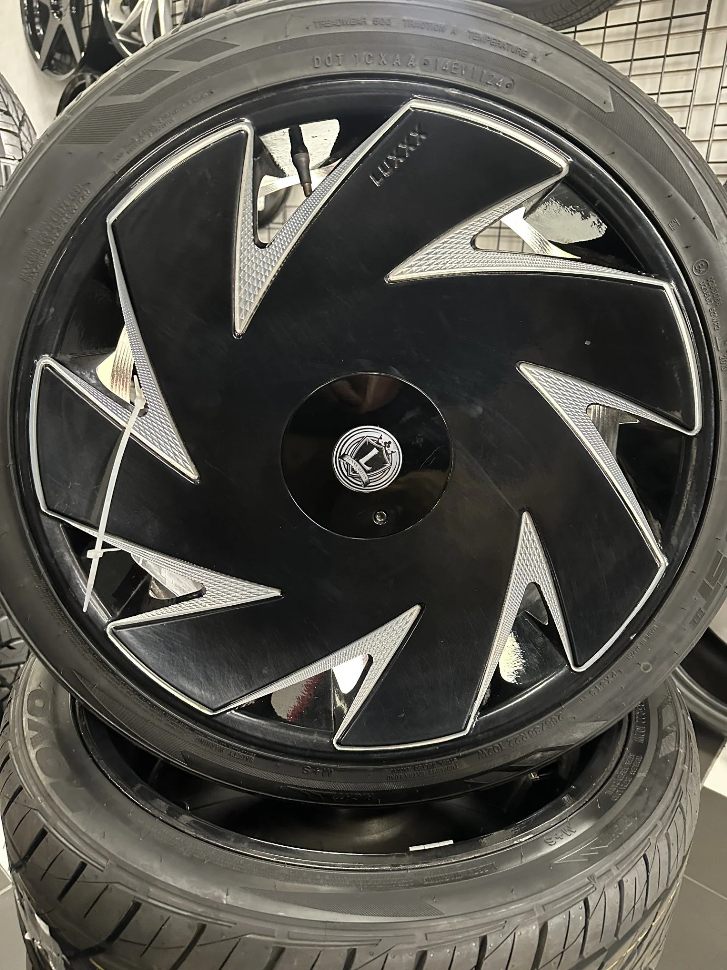 22" Lux 21 Set (USED)