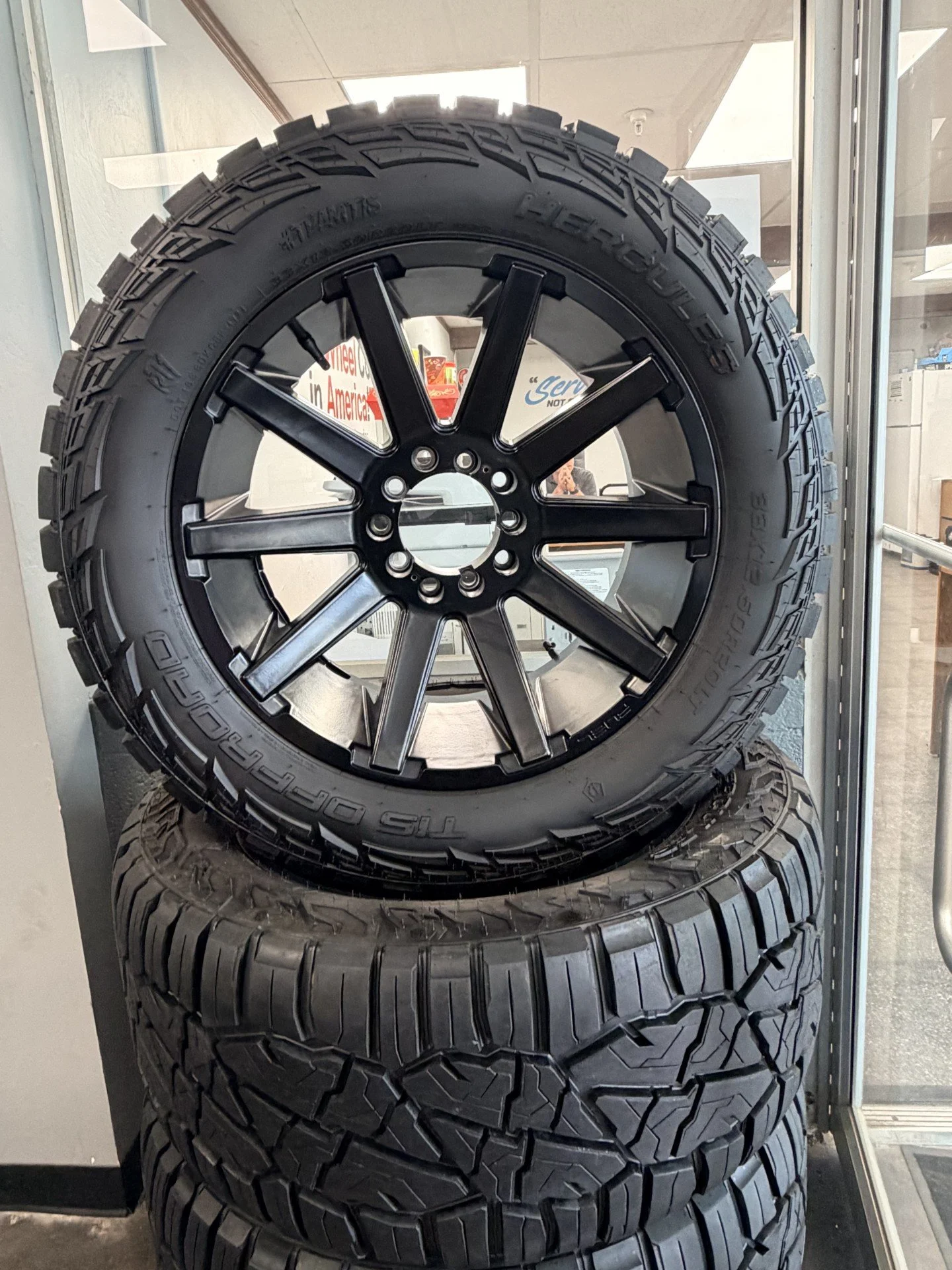 20" Fuel Contra 437 Set (USED)