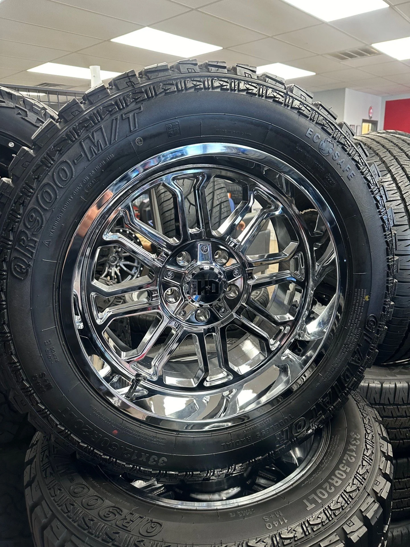 20" Luxx Hd 37 Set