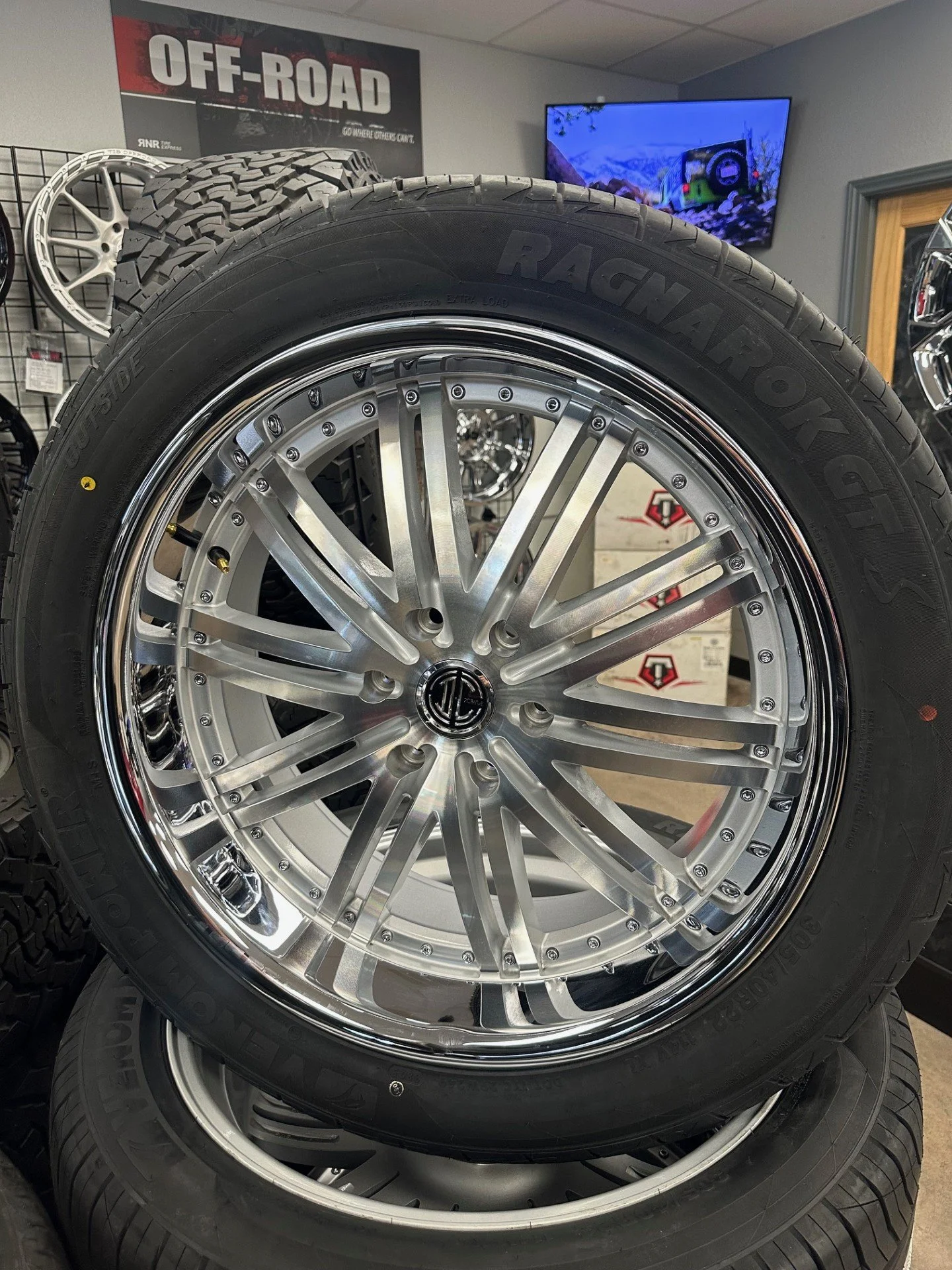 22" 2 Crave Signature No11 Set (USED)