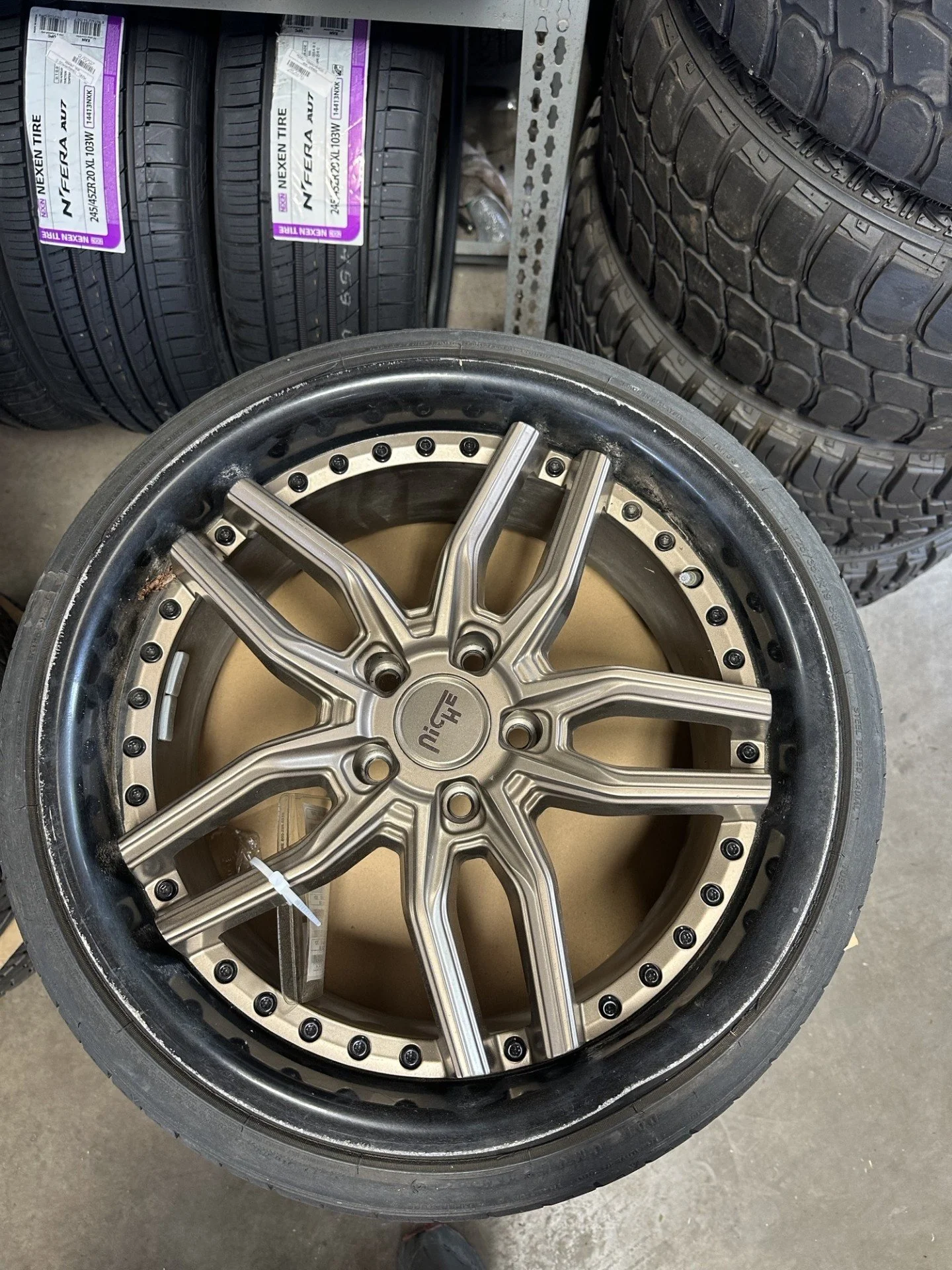 19" Niche 195 Set (USED)