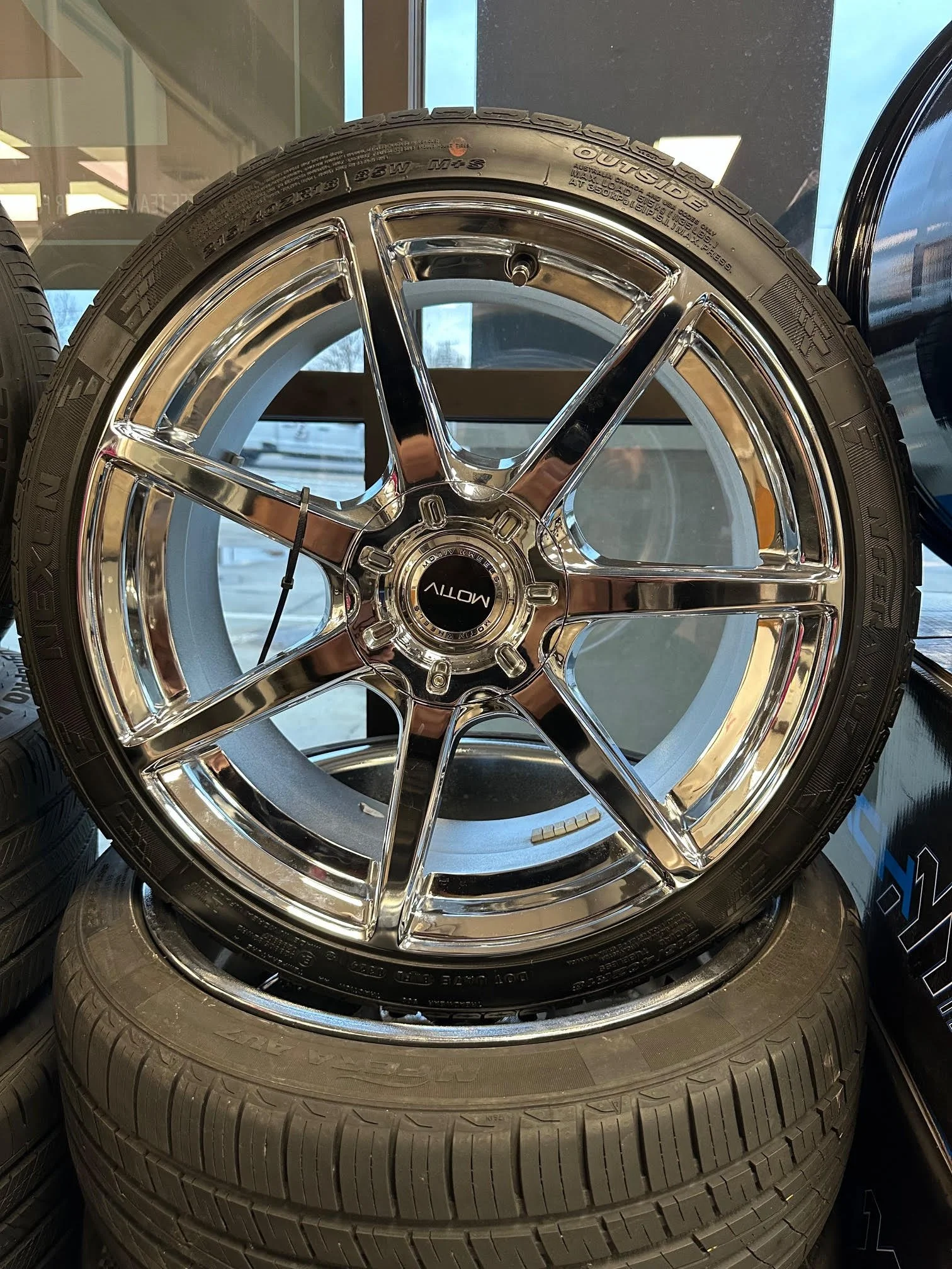 18" Motiv 432 Set (USED)