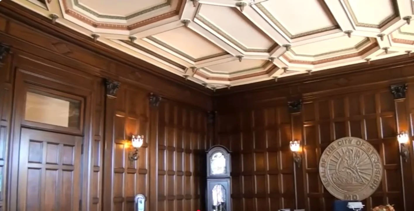 Mayor Office Capture- Ceiling and Seal