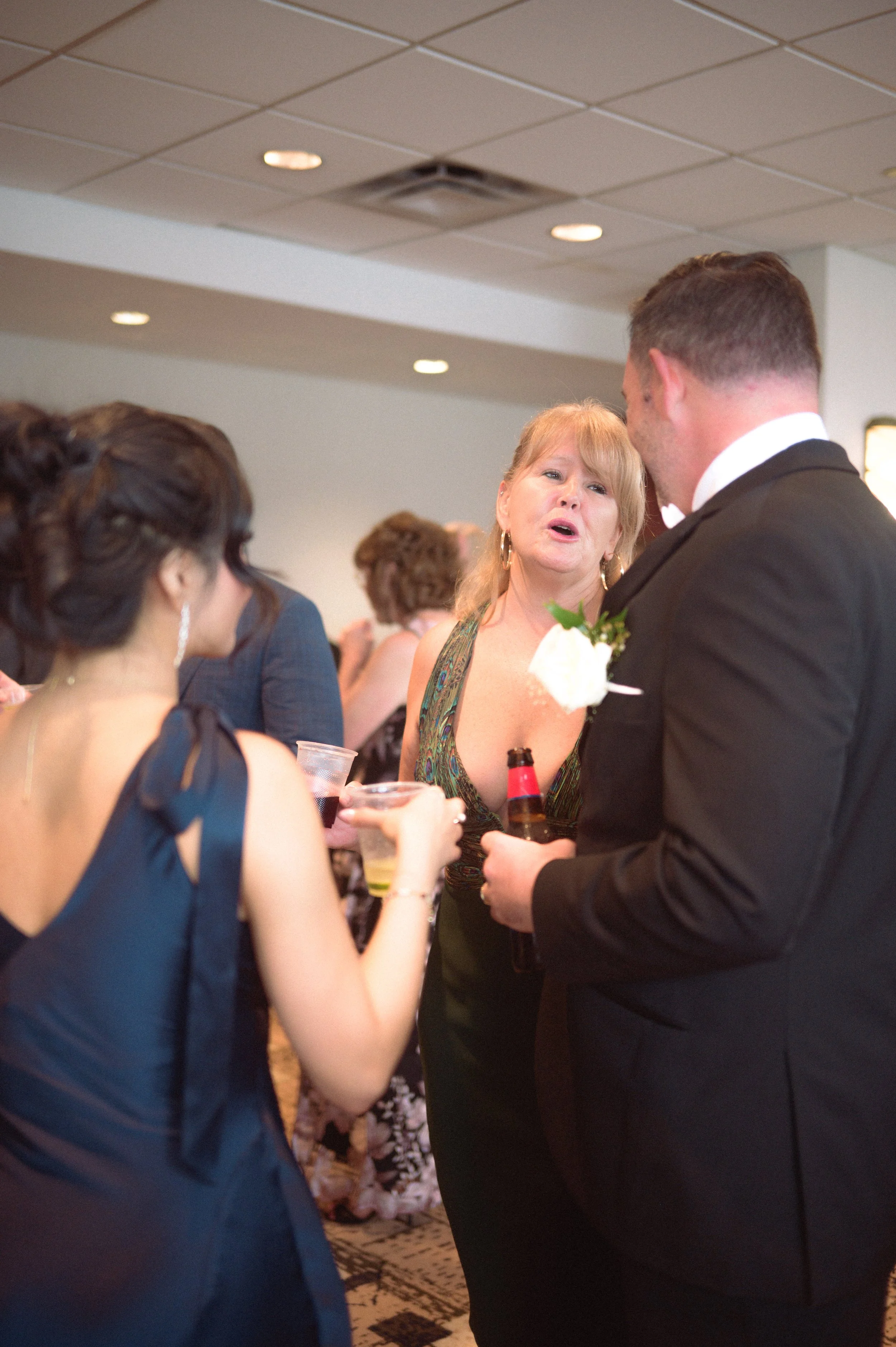 04.1-cocktail-WEB-FaithNick-.009_260627_z6ii_christian, Cocktail Hour, Pennsylvania, Pittsburgh, Summer, Wedding-.jpg