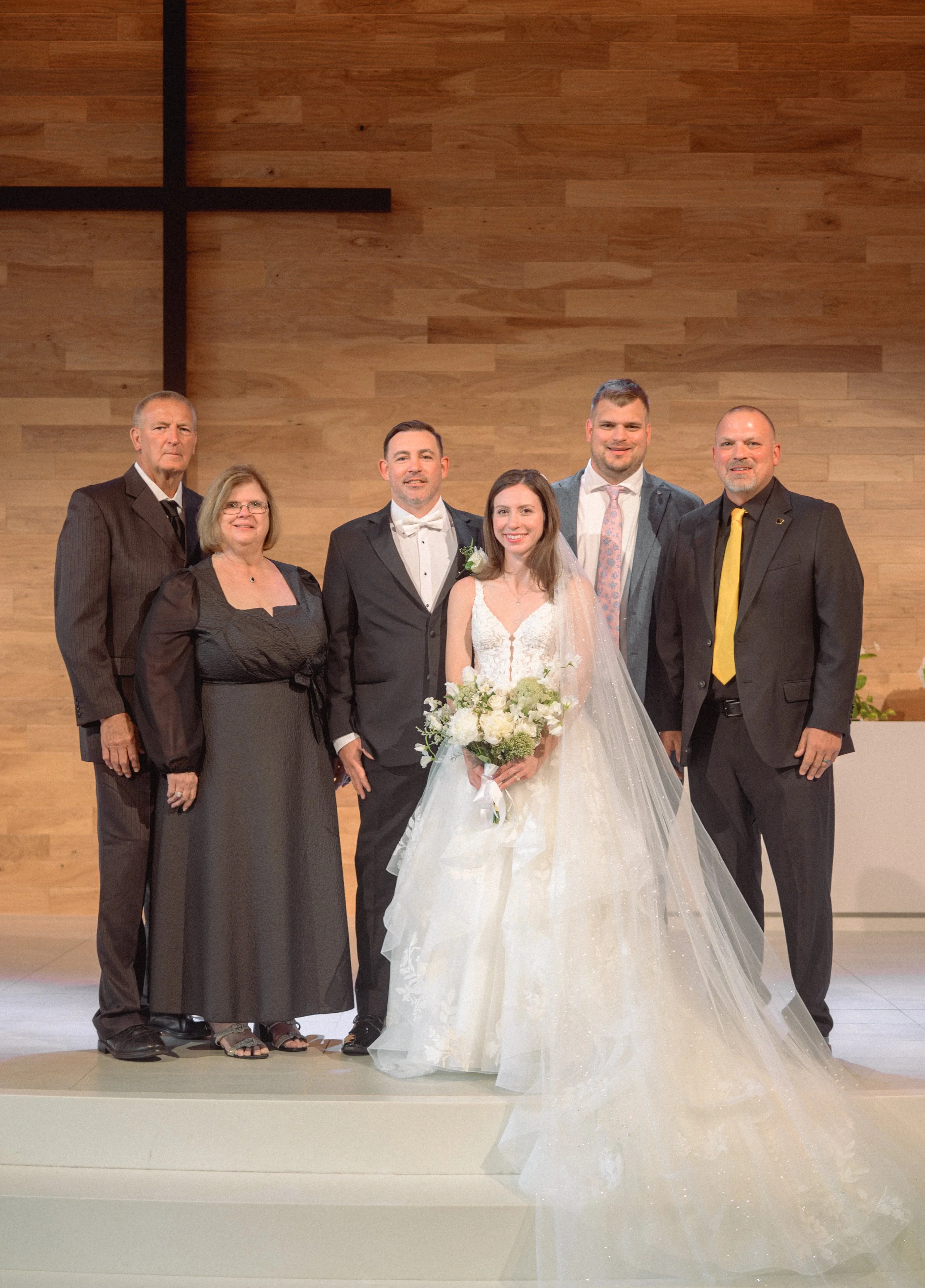 03.2-family-WEB-FaithNick-.003_260627_z6ii_christian, family, Pennsylvania, Pittsburgh, Summer, Wedding-.jpg
