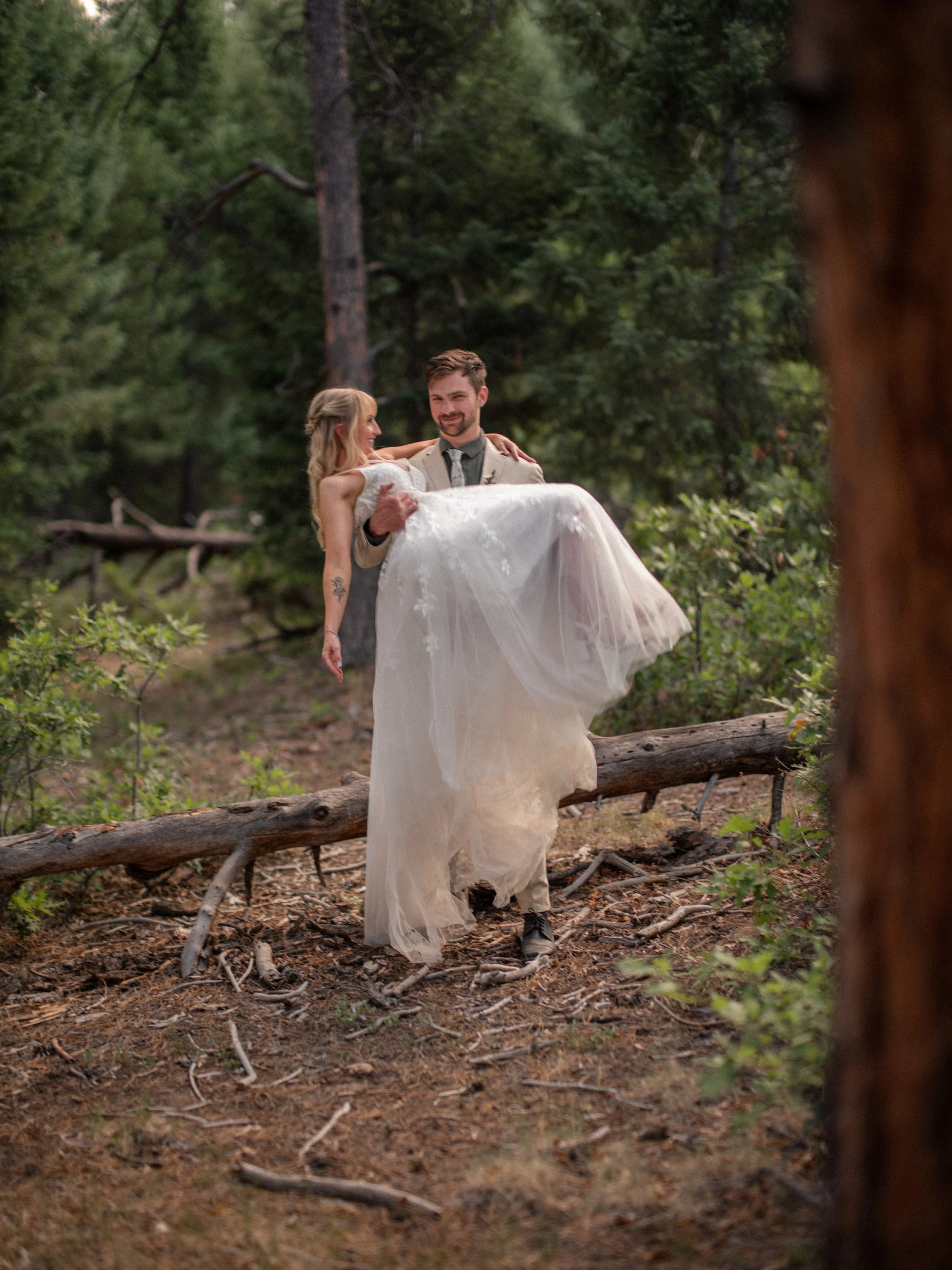 00-sneaks-WEB-KenzieJeff-.124_260711_2026-07-11_Colorado, Sneak Peaks-.jpg