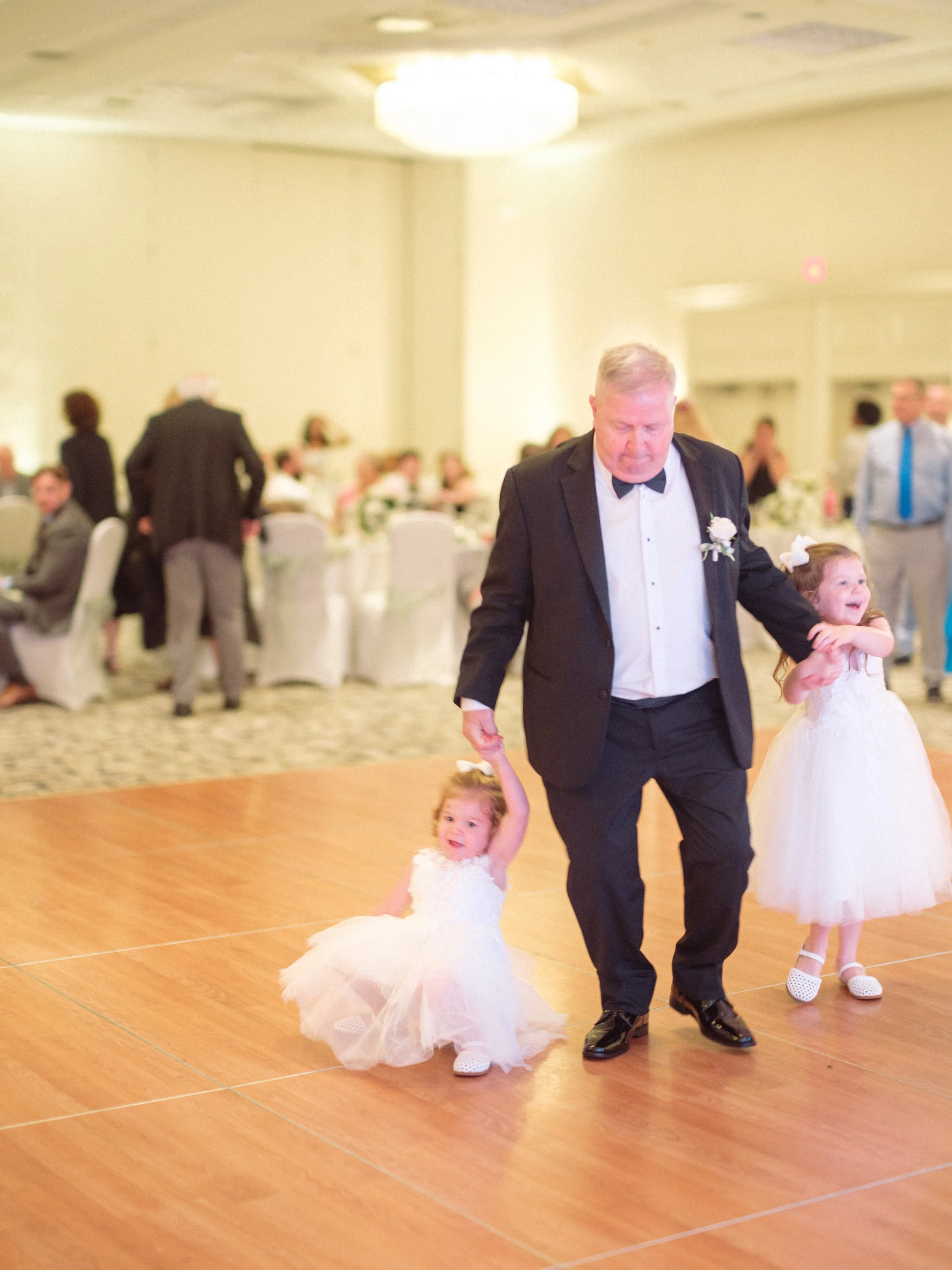 04.5-openDance-WEB-FaithNick-.023_260627_gfx_christian, Open Dancing, Pennsylvania, Pittsburgh, Summer, Wedding-.jpg