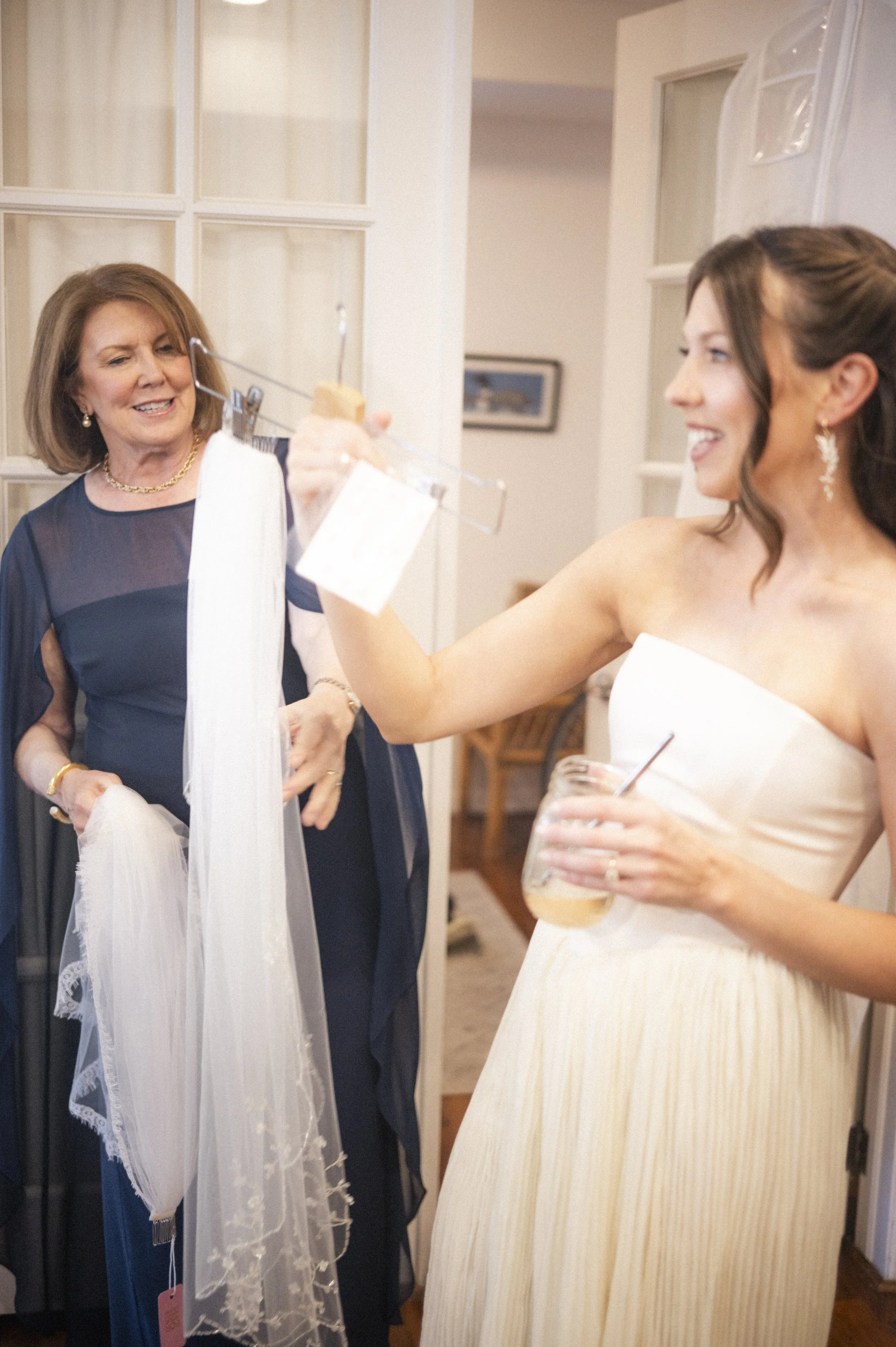 1.1_gettingready.031_260613-z6ii.AlisonTrent-02310_american, Bride, Colorado, Denver, getting-ready, Summer, Wedding-.jpg
