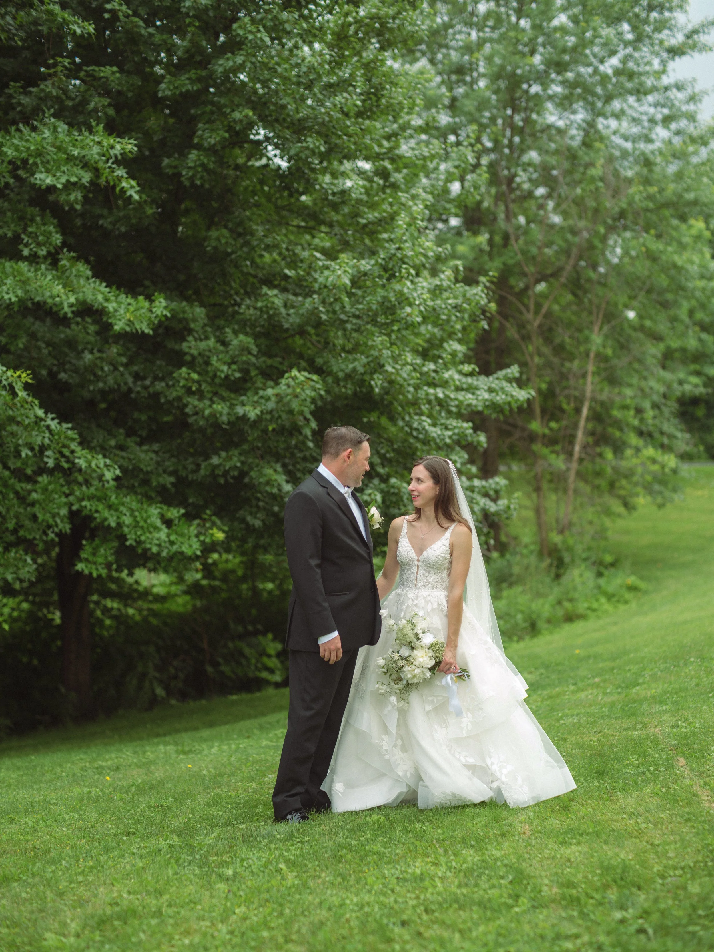 03.1-portraits-WEB-FaithNick-.032_260627_gfx_christian, Couple, Pennsylvania, Pittsburgh, portraits, Summer, Wedding-.jpg
