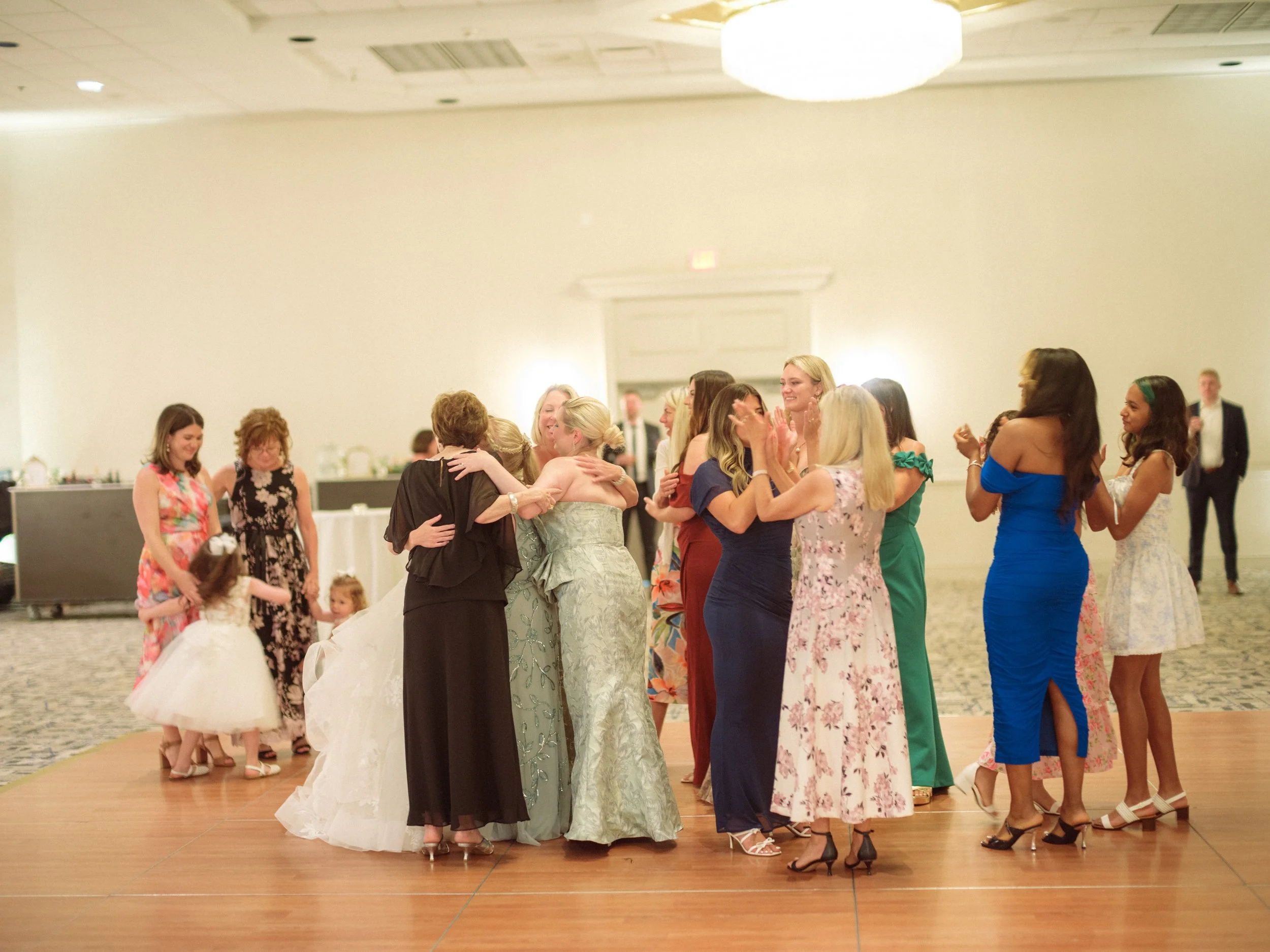 04.5-openDance-WEB-FaithNick-.002_260627_gfx_christian, Open Dancing, Pennsylvania, Pittsburgh, Summer, Wedding-.jpg