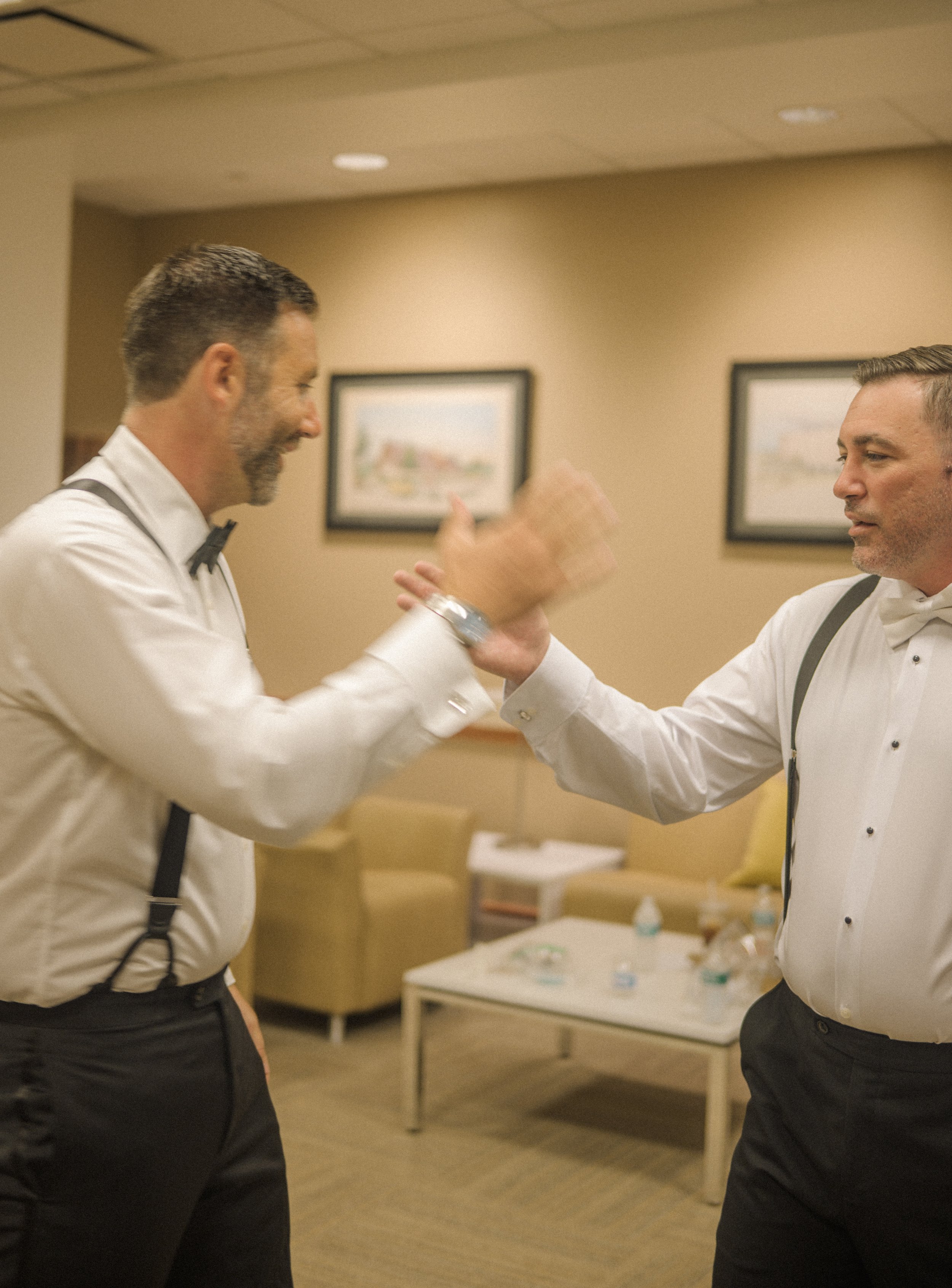 01.1-GettingReady-WEB-FaithNick-.031_260627_z6ii_christian, getting-ready, Pennsylvania, Pittsburgh, Summer, Wedding-.jpg