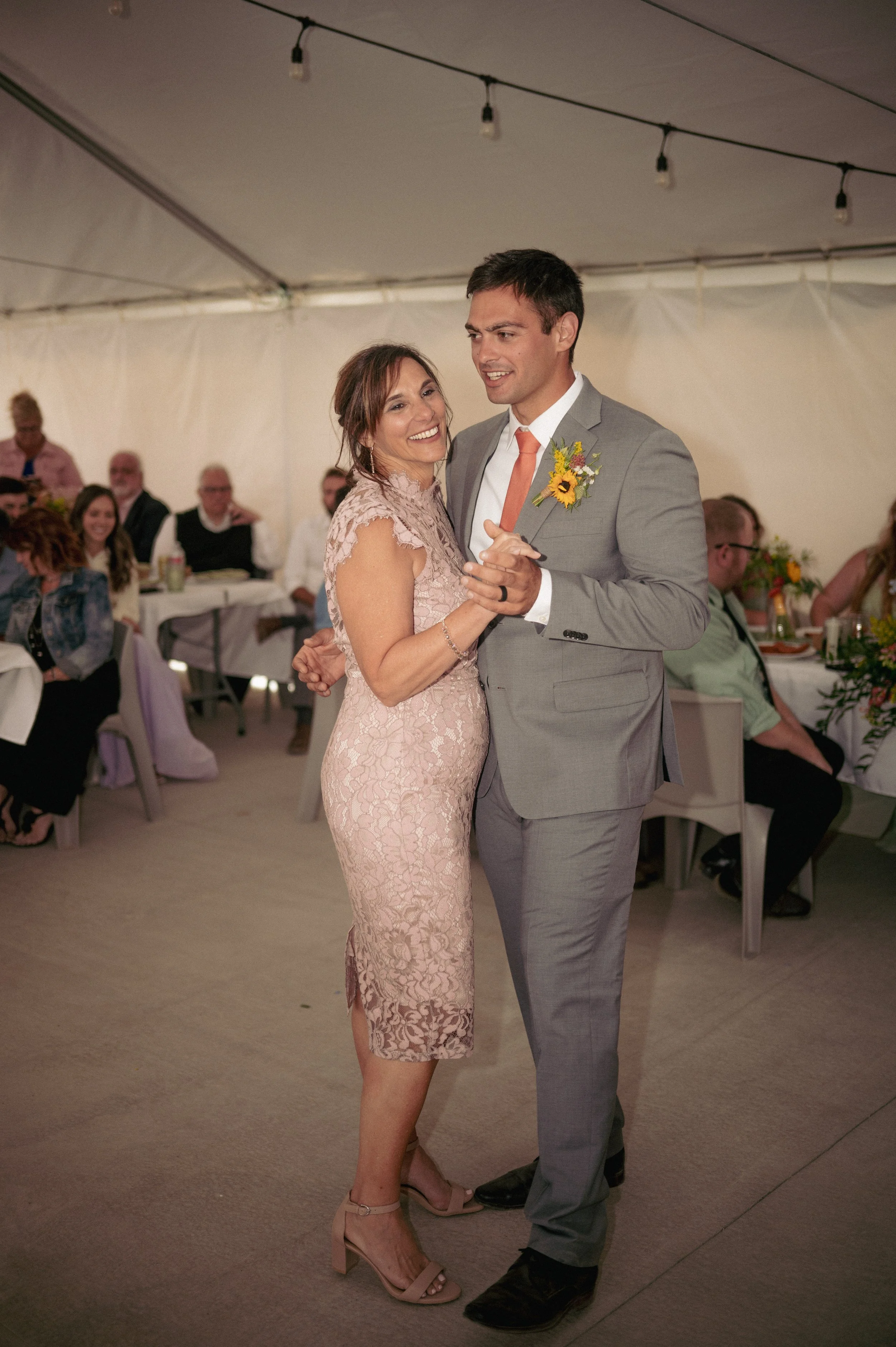 240629_240629_wedding-erickcaileigh-reception-web_38.jpg