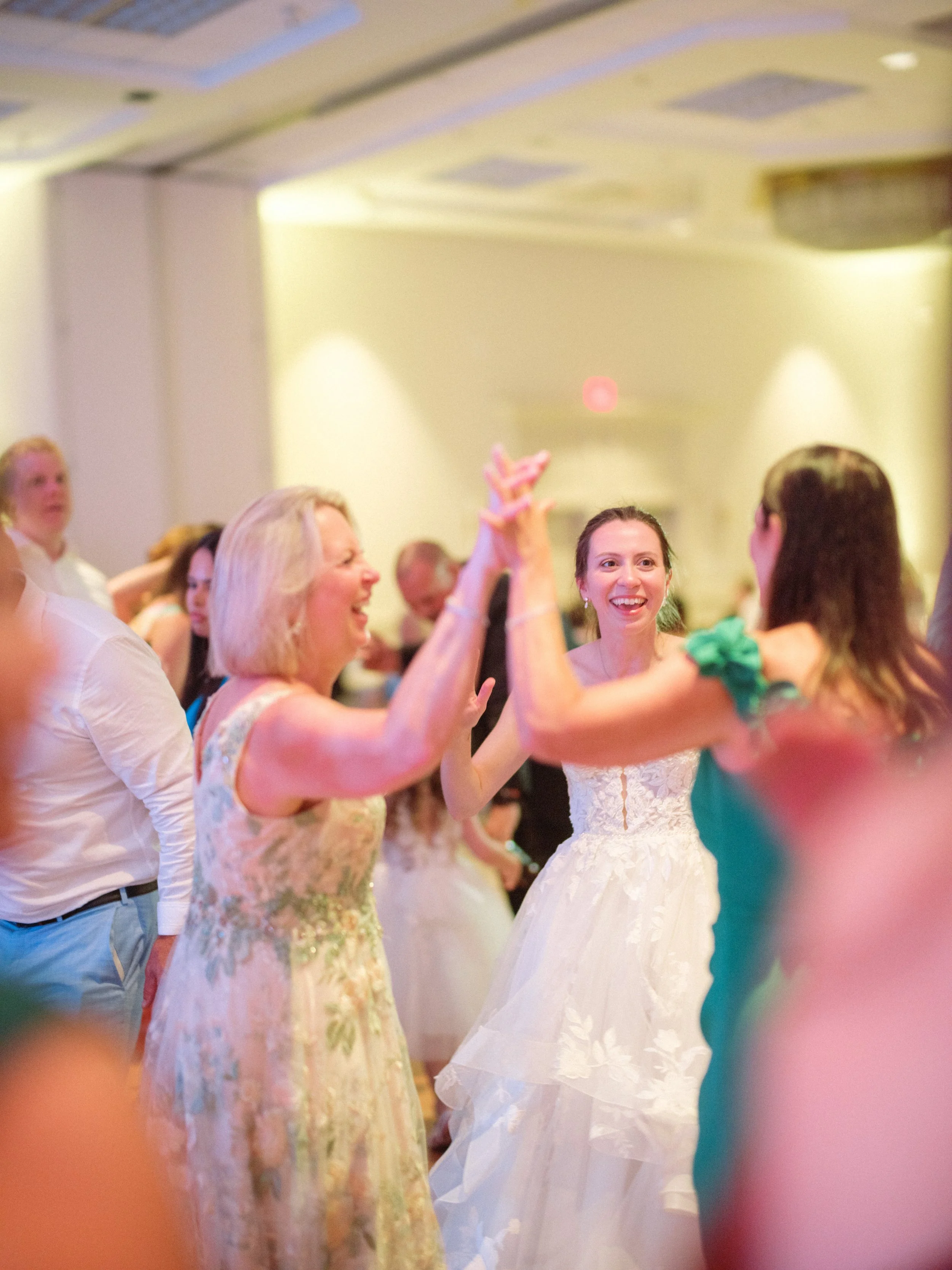 04.5-openDance-WEB-FaithNick-.146_260627_gfx_christian, Open Dancing, Pennsylvania, Pittsburgh, Summer, Wedding-.jpg