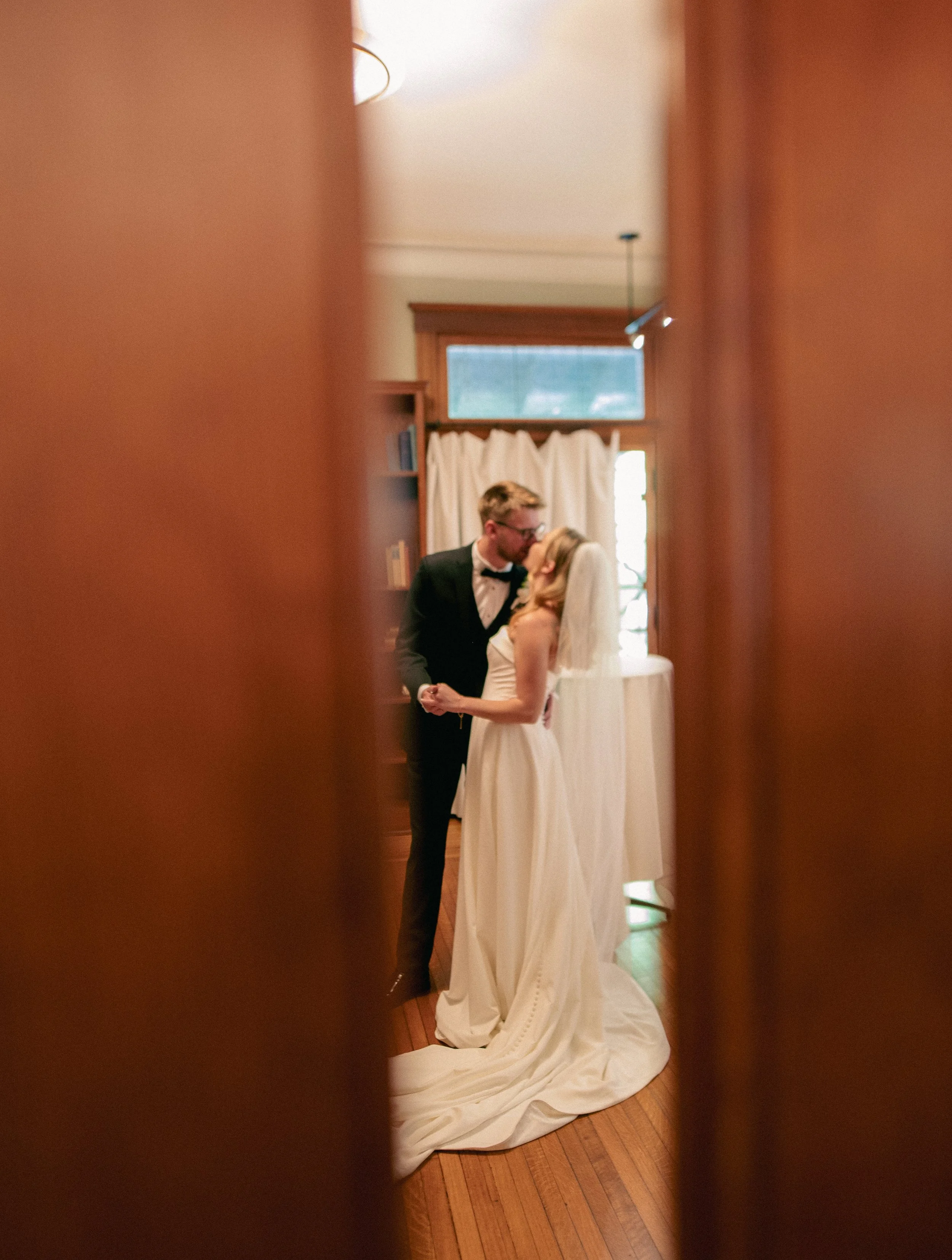 02.3-recessional-WEB-LexiAlex-.022_250517_nikon z6ii_Cincinnati, Cincinnati Nature Center, Ohio, Recessional-.jpg