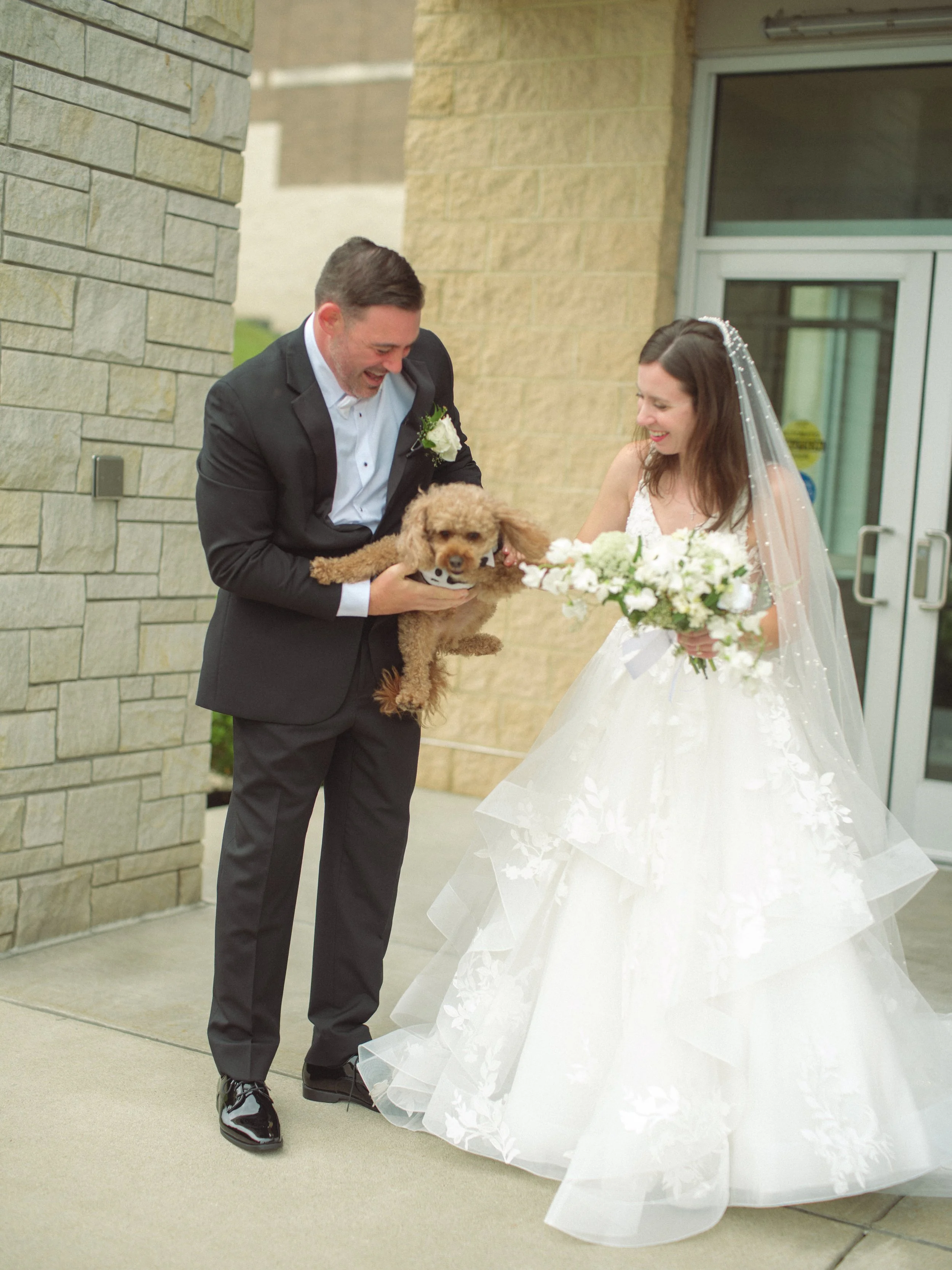 03.1-portraits-WEB-FaithNick-.016_260627_gfx_christian, Couple, Dogs, Pennsylvania, Pittsburgh, portraits, Summer, Wedding-.jpg