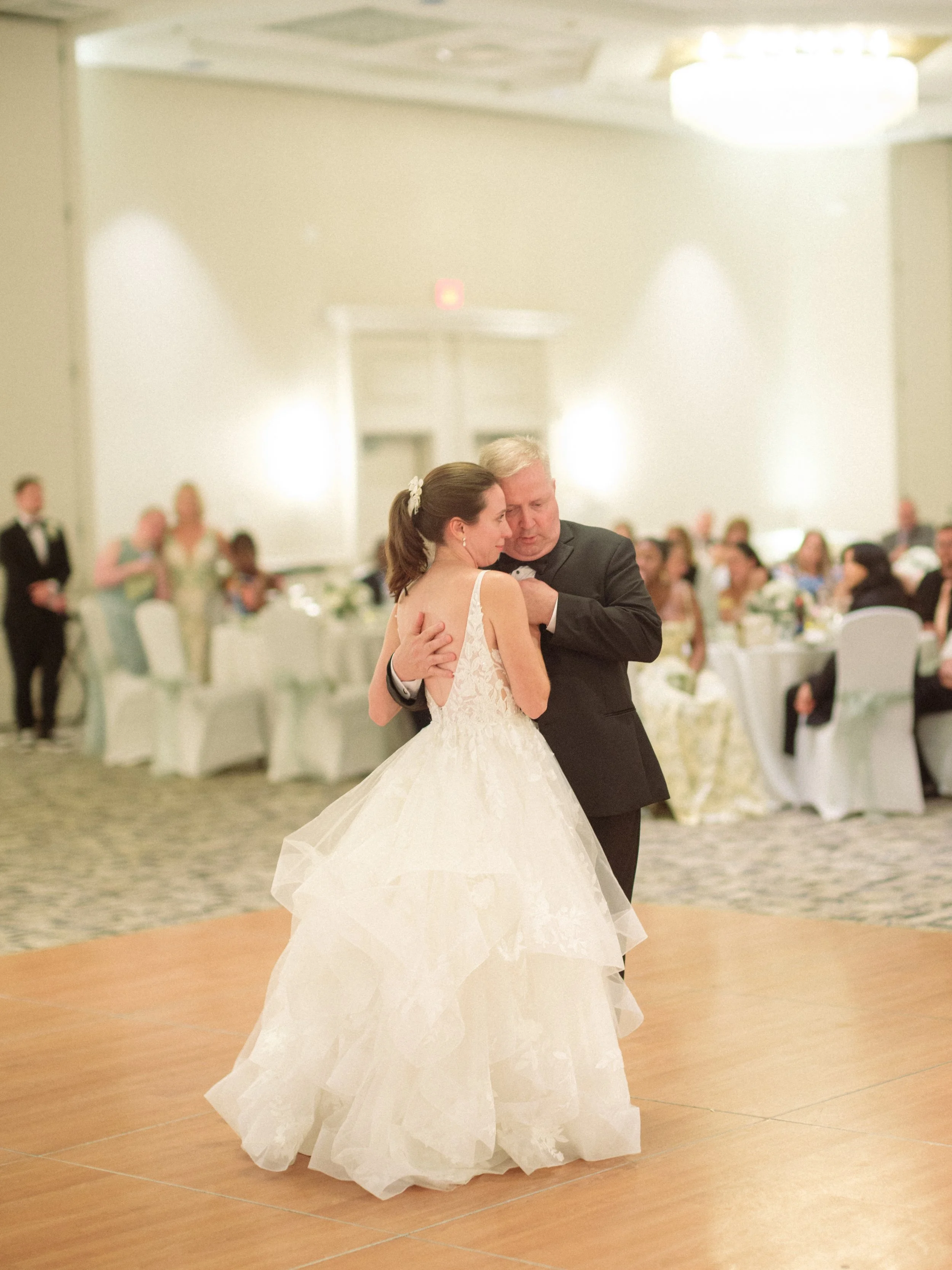 04.4-formalDances-WEB-FaithNick-.003_260627_gfx_christian, Dad-Daughter, Pennsylvania, Pittsburgh, Summer, Wedding-.jpg