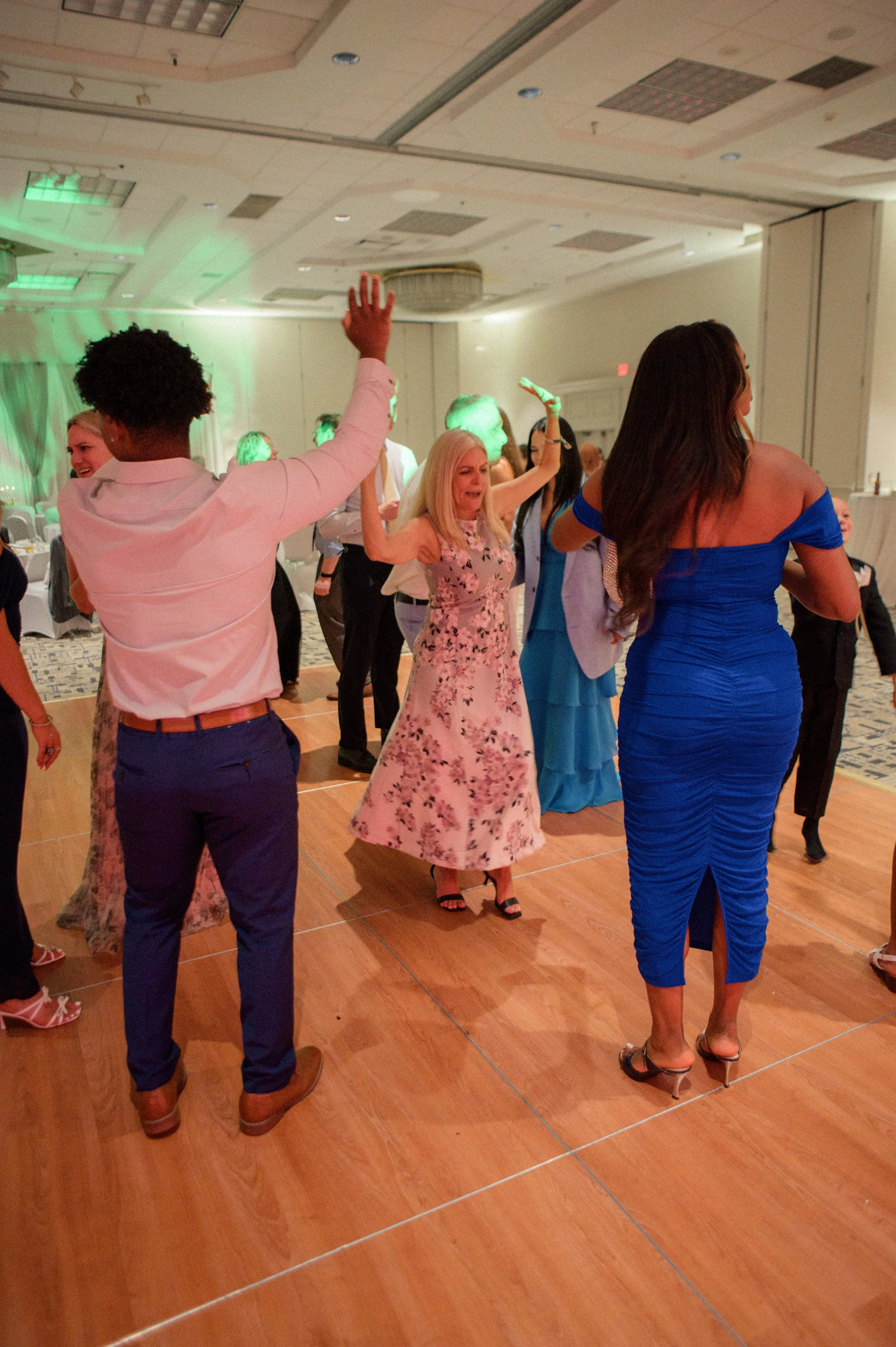 04.5-openDance-WEB-FaithNick-.100_260627_z6ii_christian, Open Dancing, Pennsylvania, Pittsburgh, Summer, Wedding-.jpg