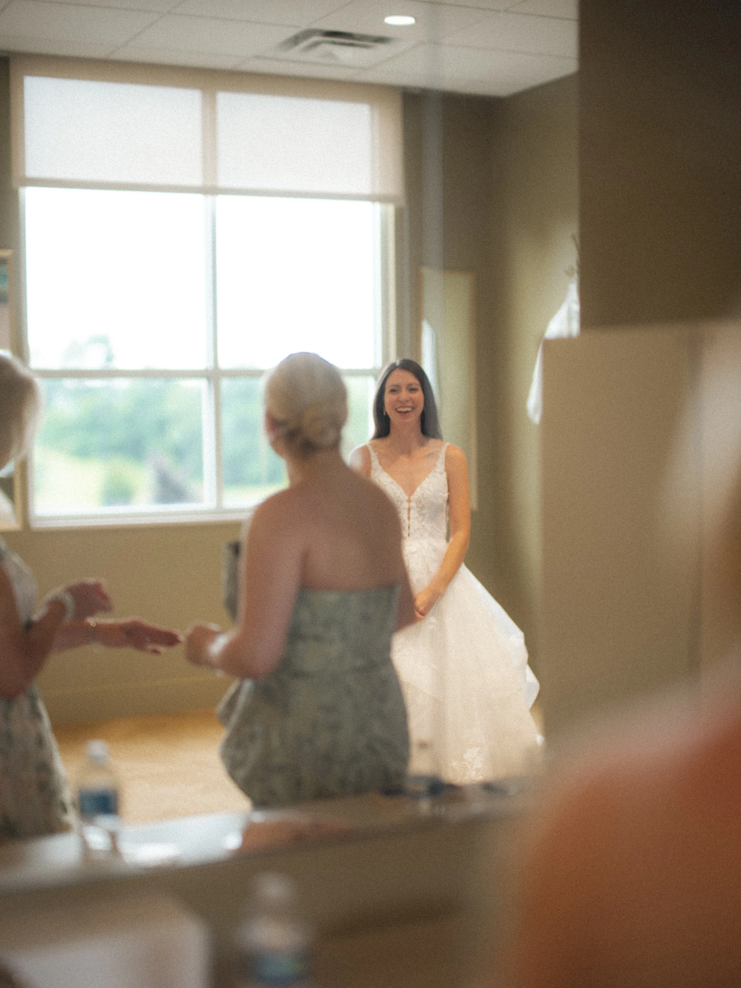 00.0-sneaks-WEB-FaithNick-.011_260627_Pennsylvania, Pittsburgh, Sneak Peaks, Summer, Wedding-.jpg