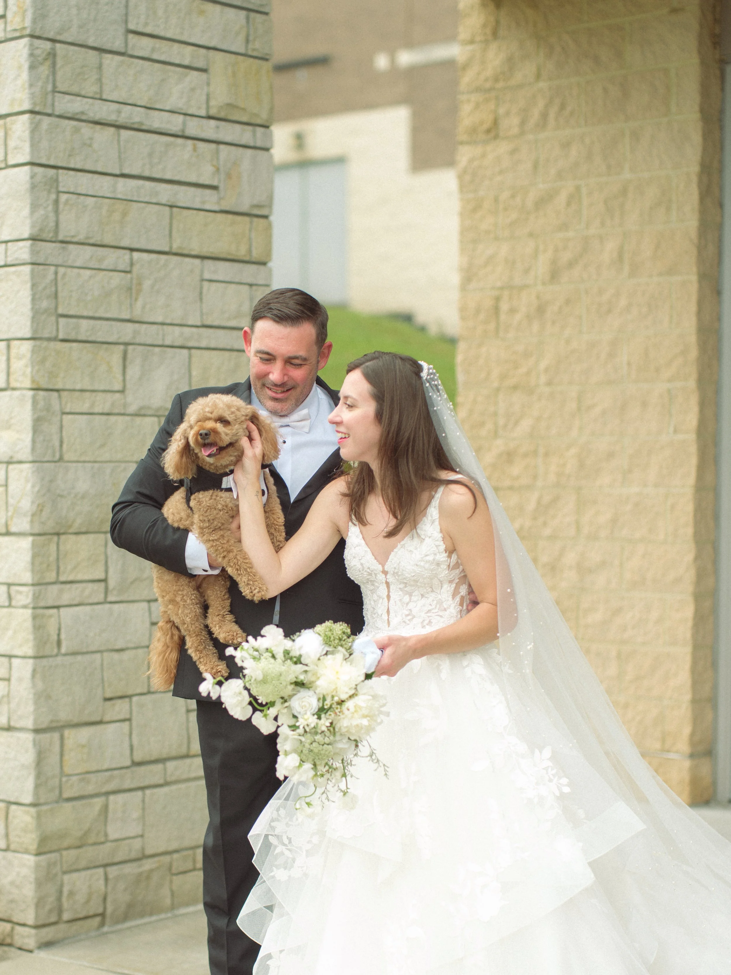 03.1-portraits-WEB-FaithNick-.013_260627_gfx_christian, Couple, Dogs, Pennsylvania, Pittsburgh, portraits, Summer, Wedding-.jpg