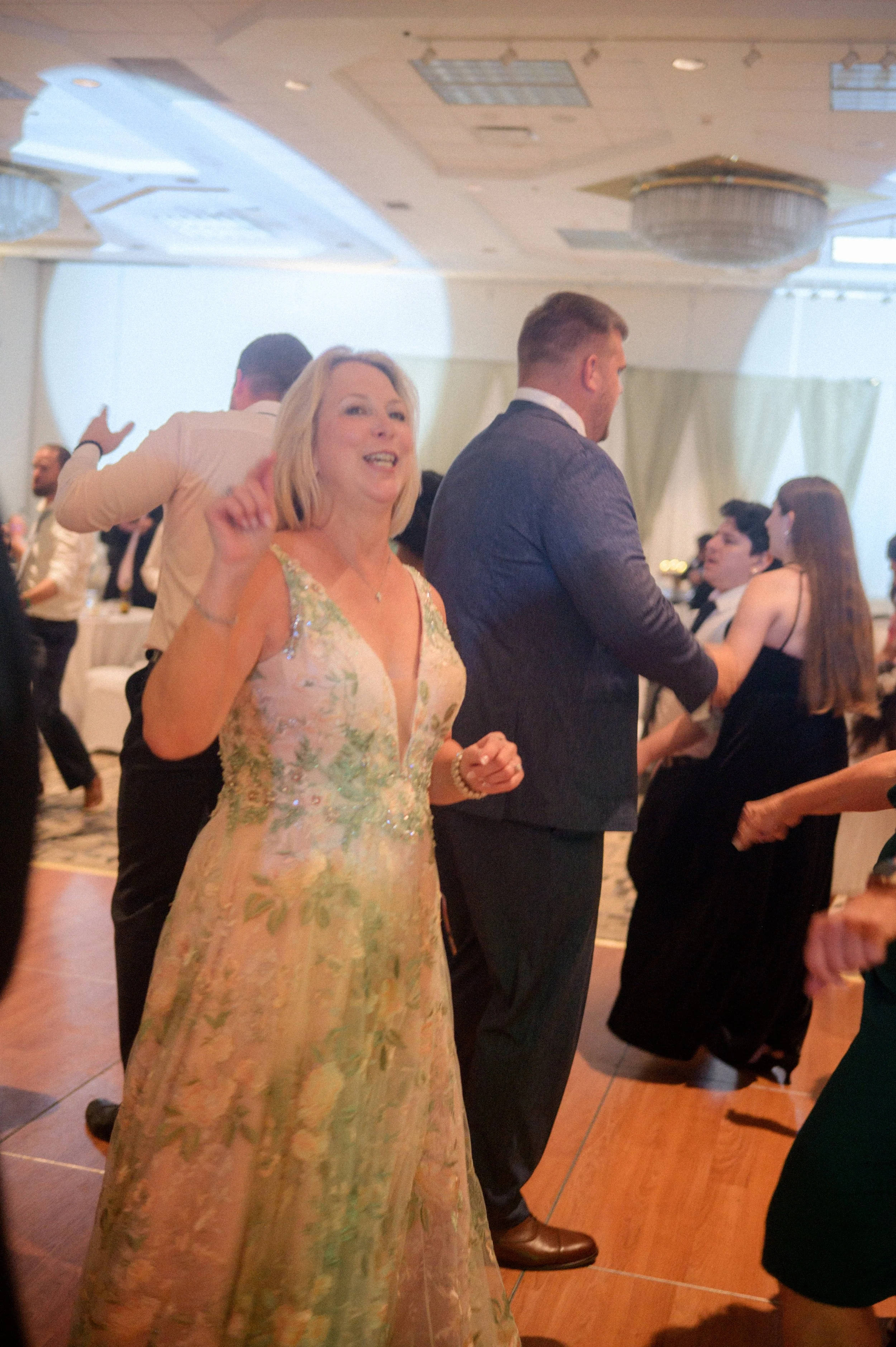 04.5-openDance-WEB-FaithNick-.073_260627_z6ii_christian, Open Dancing, Pennsylvania, Pittsburgh, Summer, Wedding-.jpg
