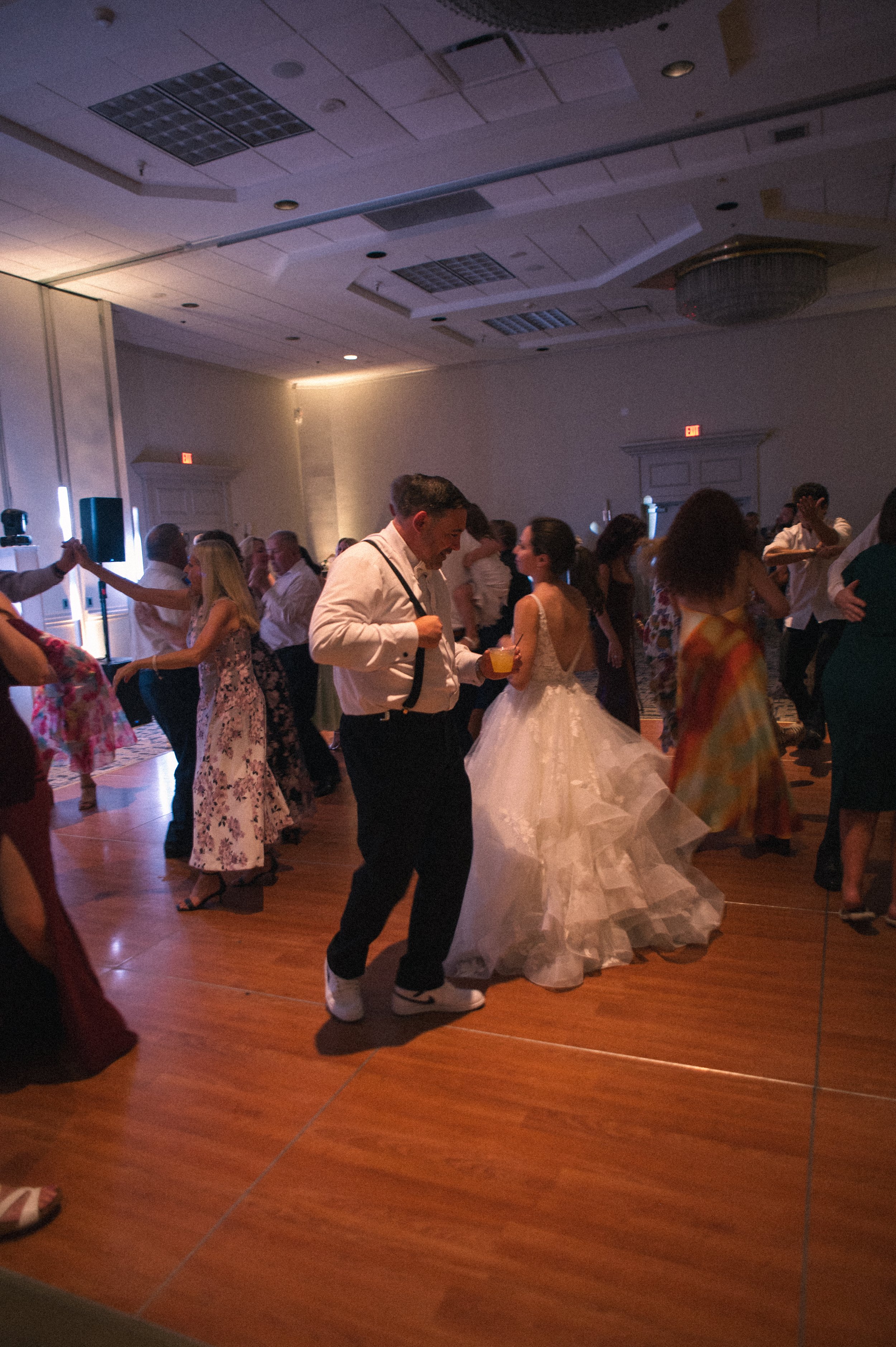 00.0-sneaks-WEB-FaithNick-.071_260627_Pennsylvania, Pittsburgh, Sneak Peaks, Summer, Wedding-.jpg