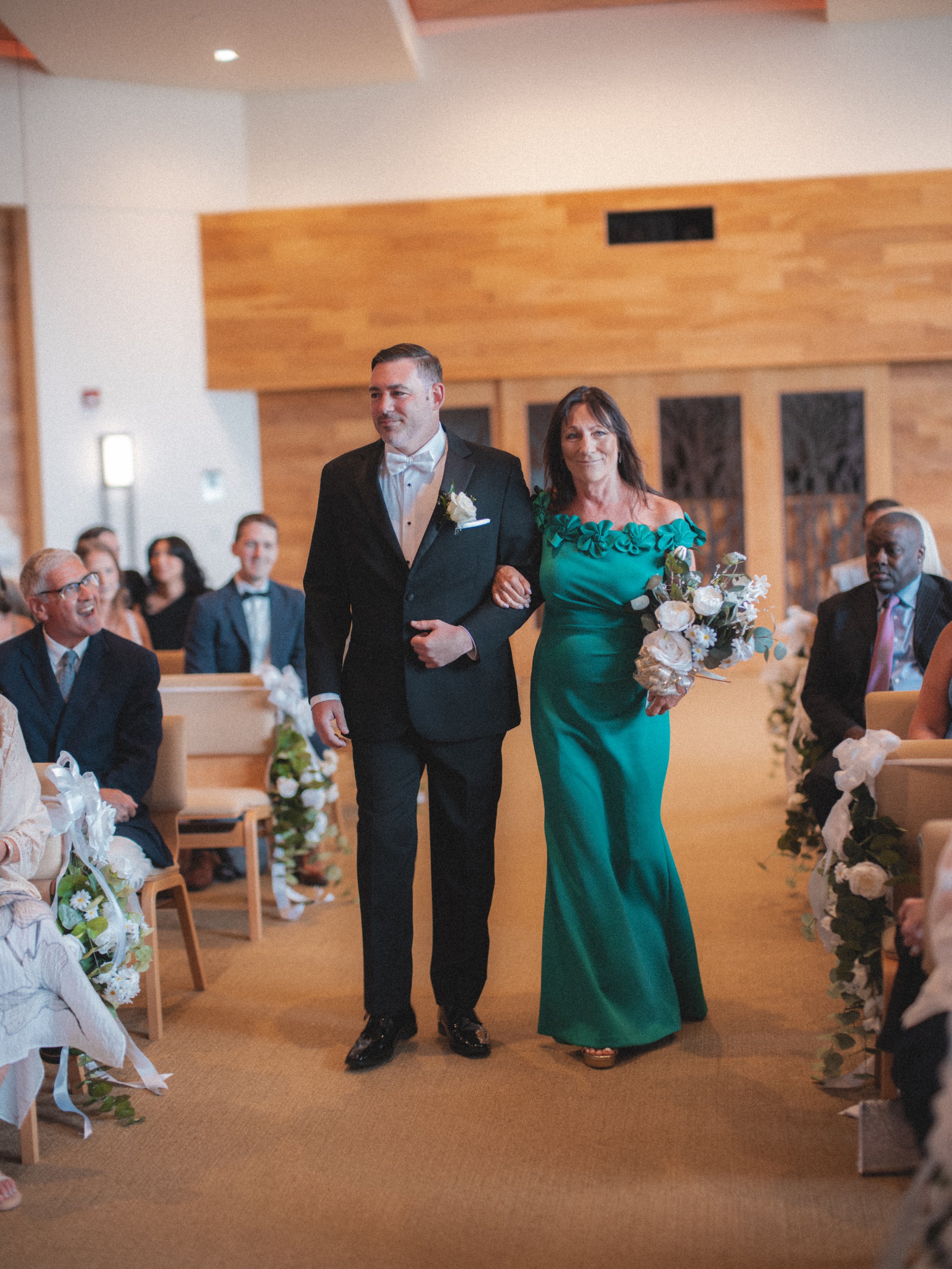 00.0-sneaks-WEB-FaithNick-.016_260627_Pennsylvania, Pittsburgh, Sneak Peaks, Summer, Wedding-.jpg