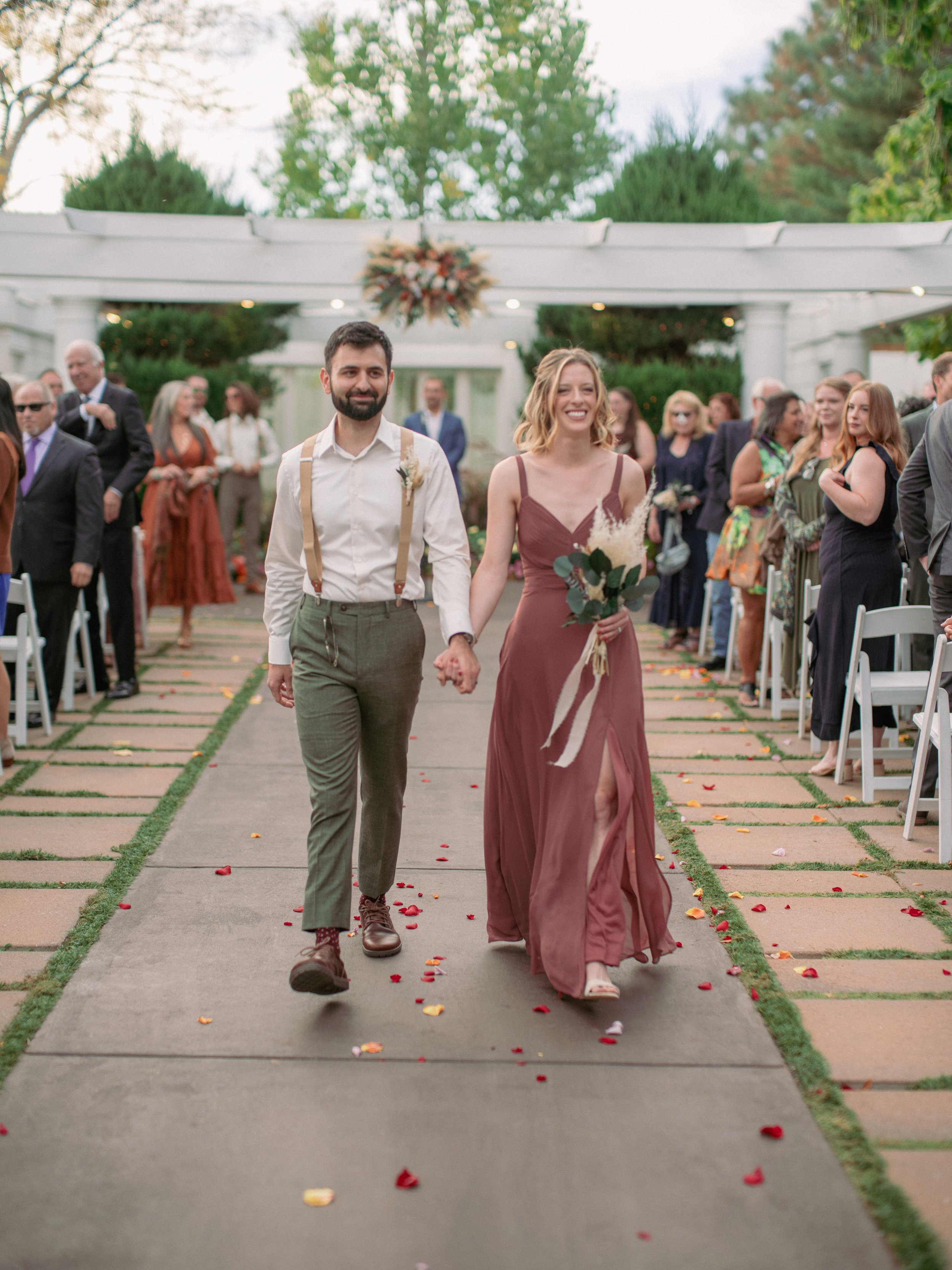241022_wedding-maxsam-colorado-02.4_recessional-web_25.jpg