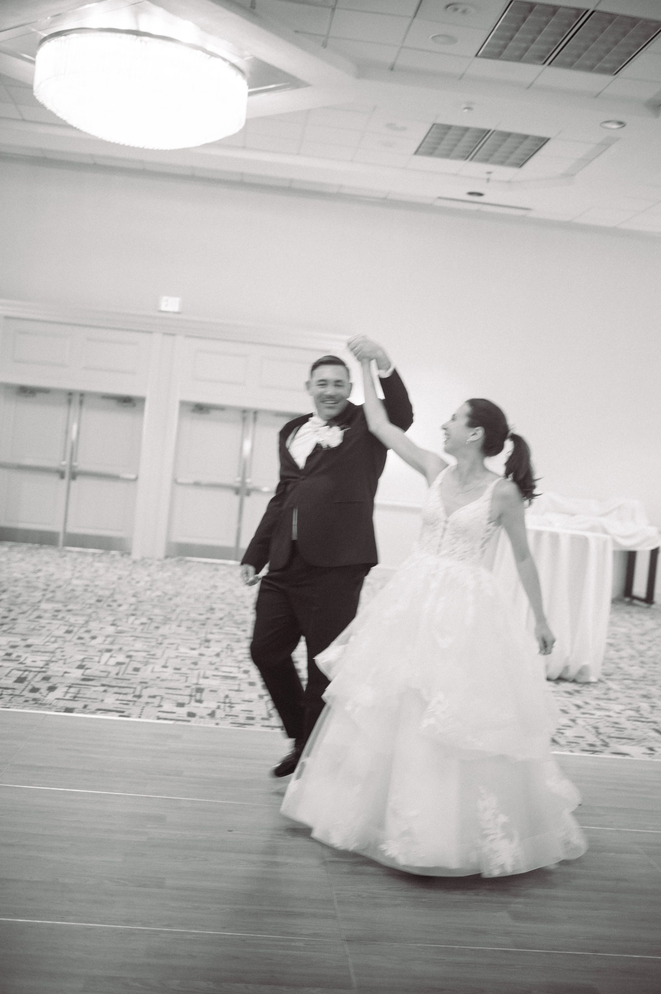 04.2-grandEntry-WEB-FaithNick-.006_260627_z6ii_christian, Grand Entry, Pennsylvania, Pittsburgh, reception, Summer, Wedding-.jpg