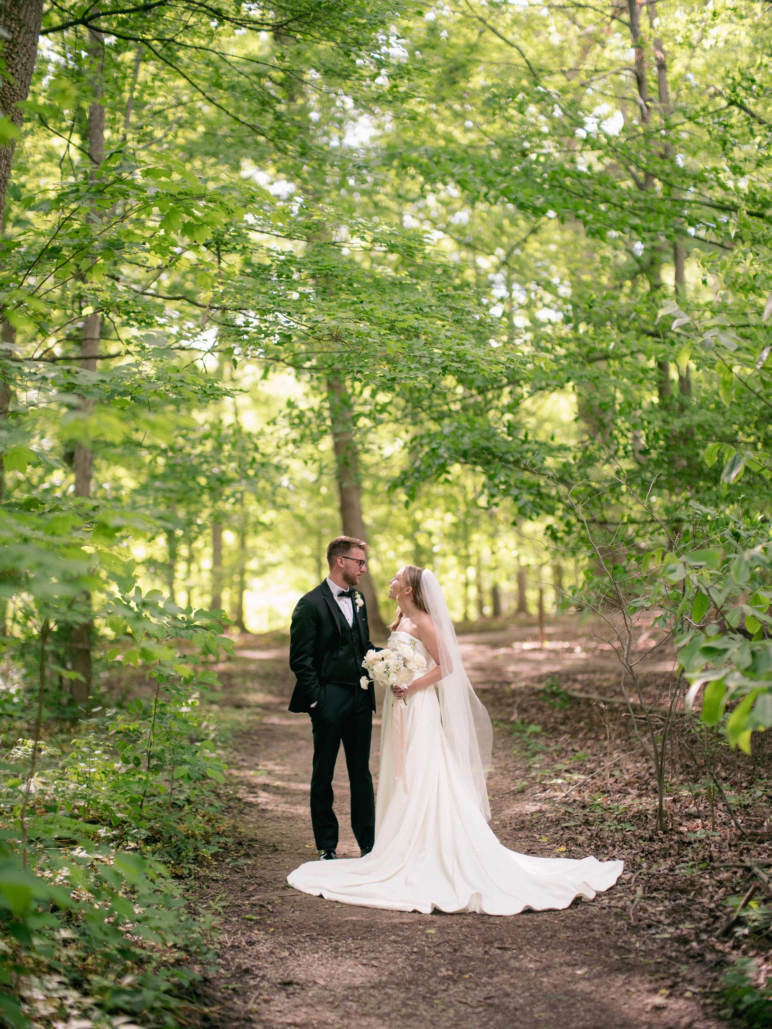 03.1-portraits-WEB-LexiAlex-.009_250517_GFX_American Wedding, Cincinnati, Cincinnati Nature Center, Krippendorf Lodge, Ohio, Portraits, Summer, Woodland-.jpg