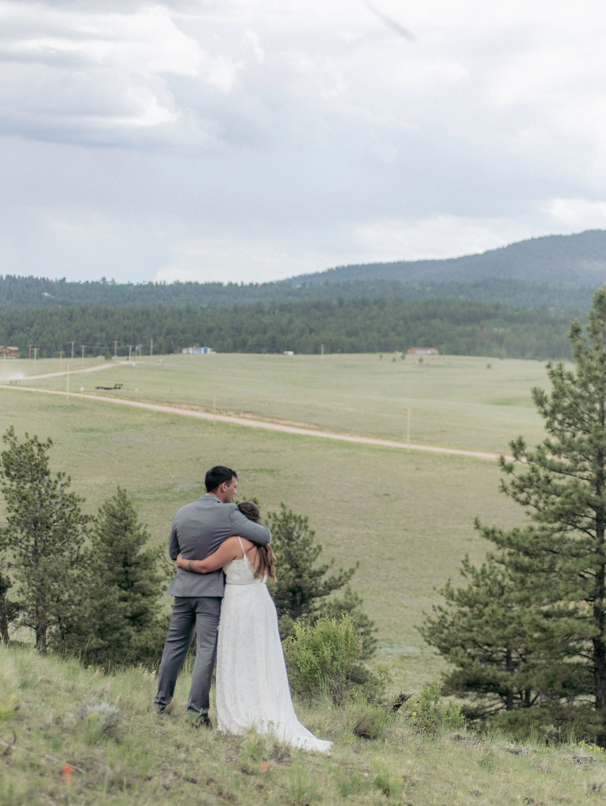 240629_wedding-erickcaileigh-firstlook-web_19.jpg
