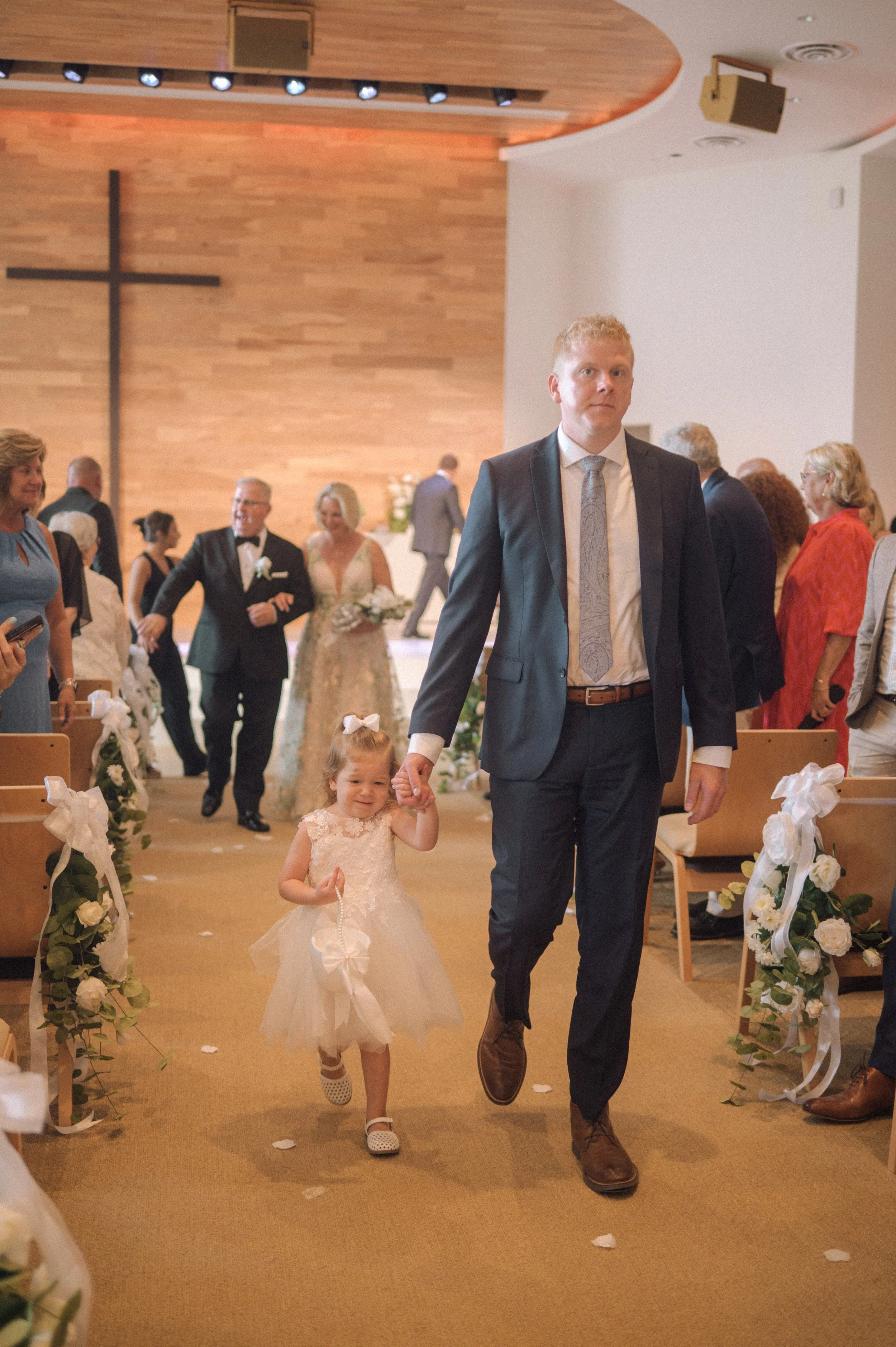 02.3-recessional-WEB-FaithNick-.019_260627_z6ii_christian, Pennsylvania, Pittsburgh, recessional, Summer, Wedding-.jpg
