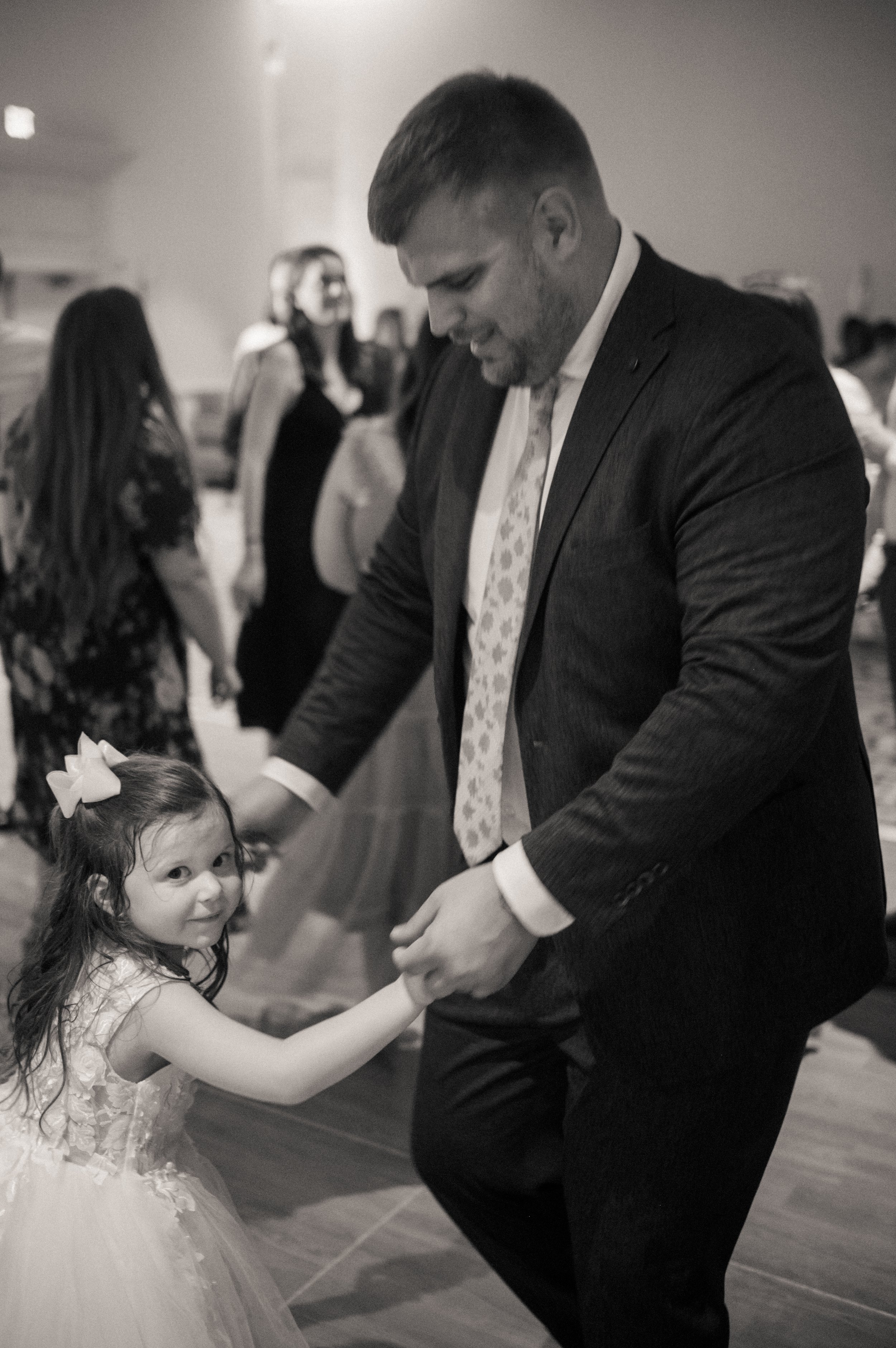 04.5-openDance-WEB-FaithNick-.080_260627_z6ii_christian, Open Dancing, Pennsylvania, Pittsburgh, Summer, Wedding-.jpg