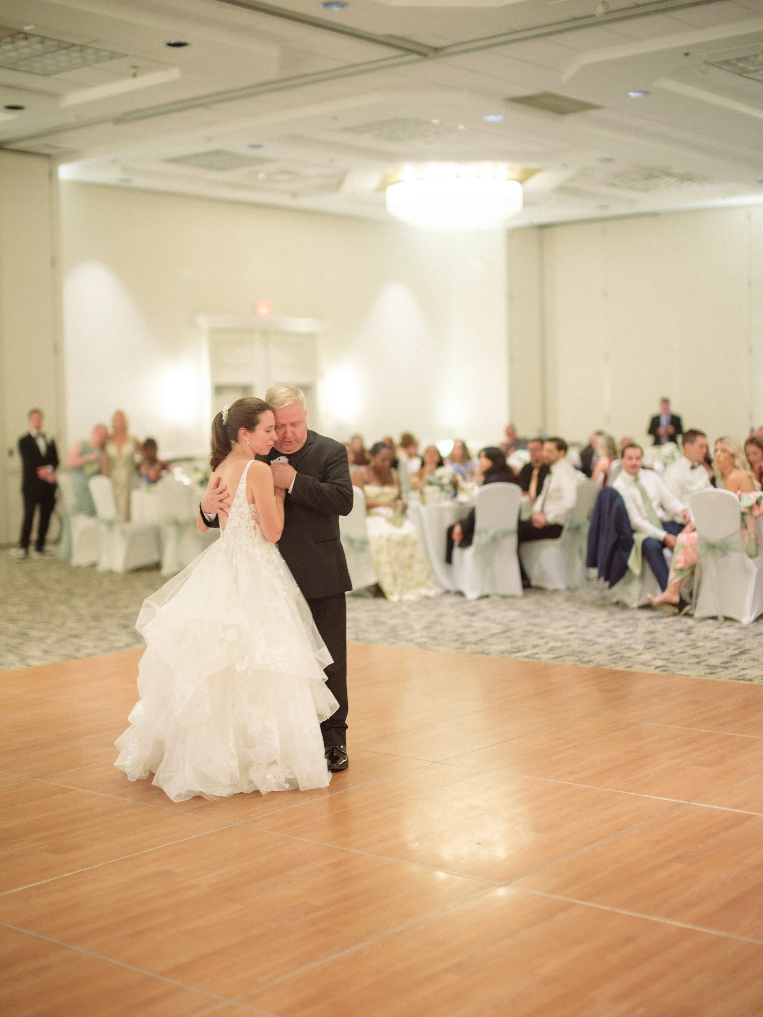 04.4-formalDances-WEB-FaithNick-.006_260627_gfx_christian, Dad-Daughter, Pennsylvania, Pittsburgh, Summer, Wedding-.jpg