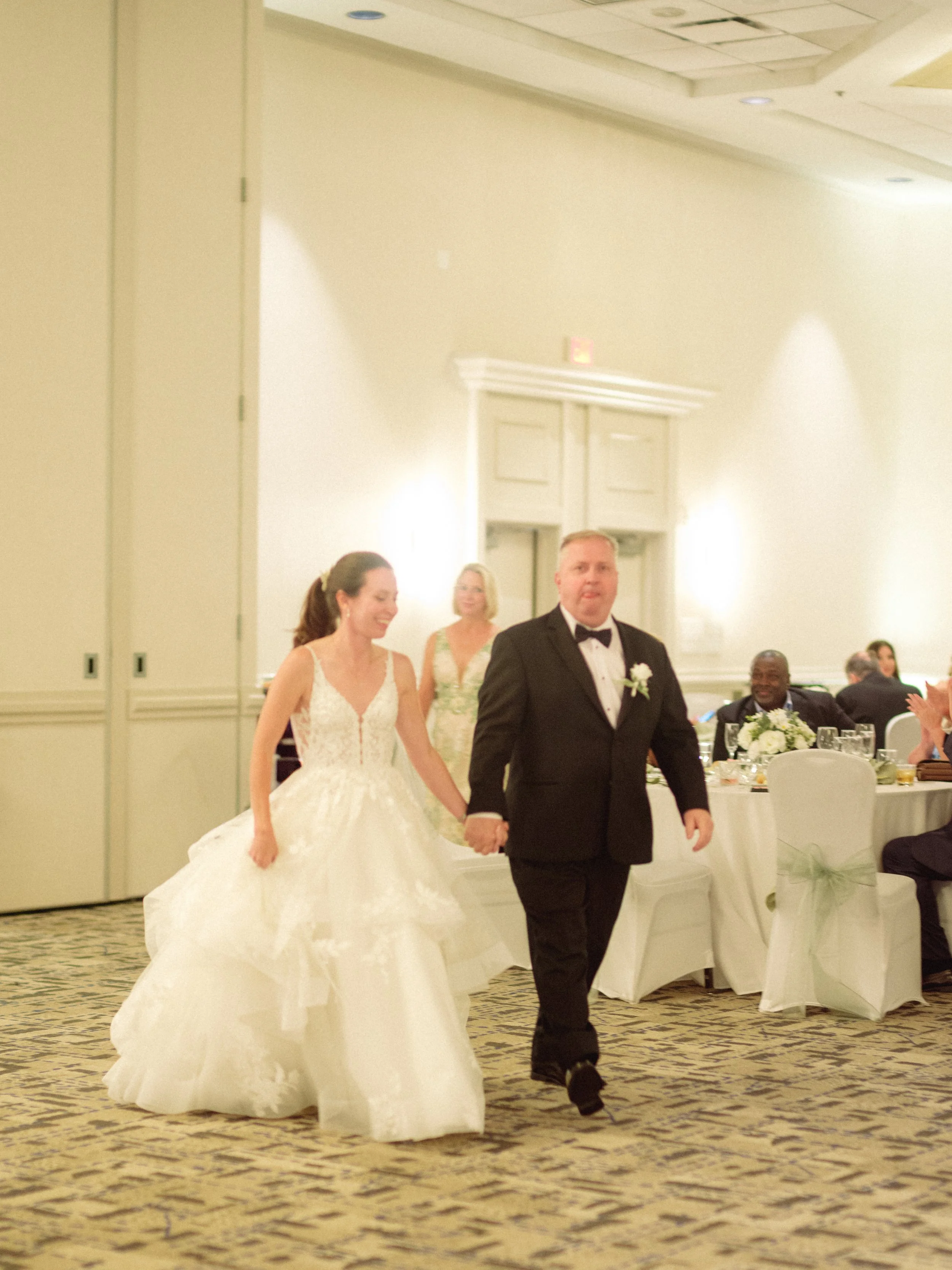 04.4-formalDances-WEB-FaithNick-.002_260627_gfx_christian, Dad-Daughter, Pennsylvania, Pittsburgh, Summer, Wedding-.jpg