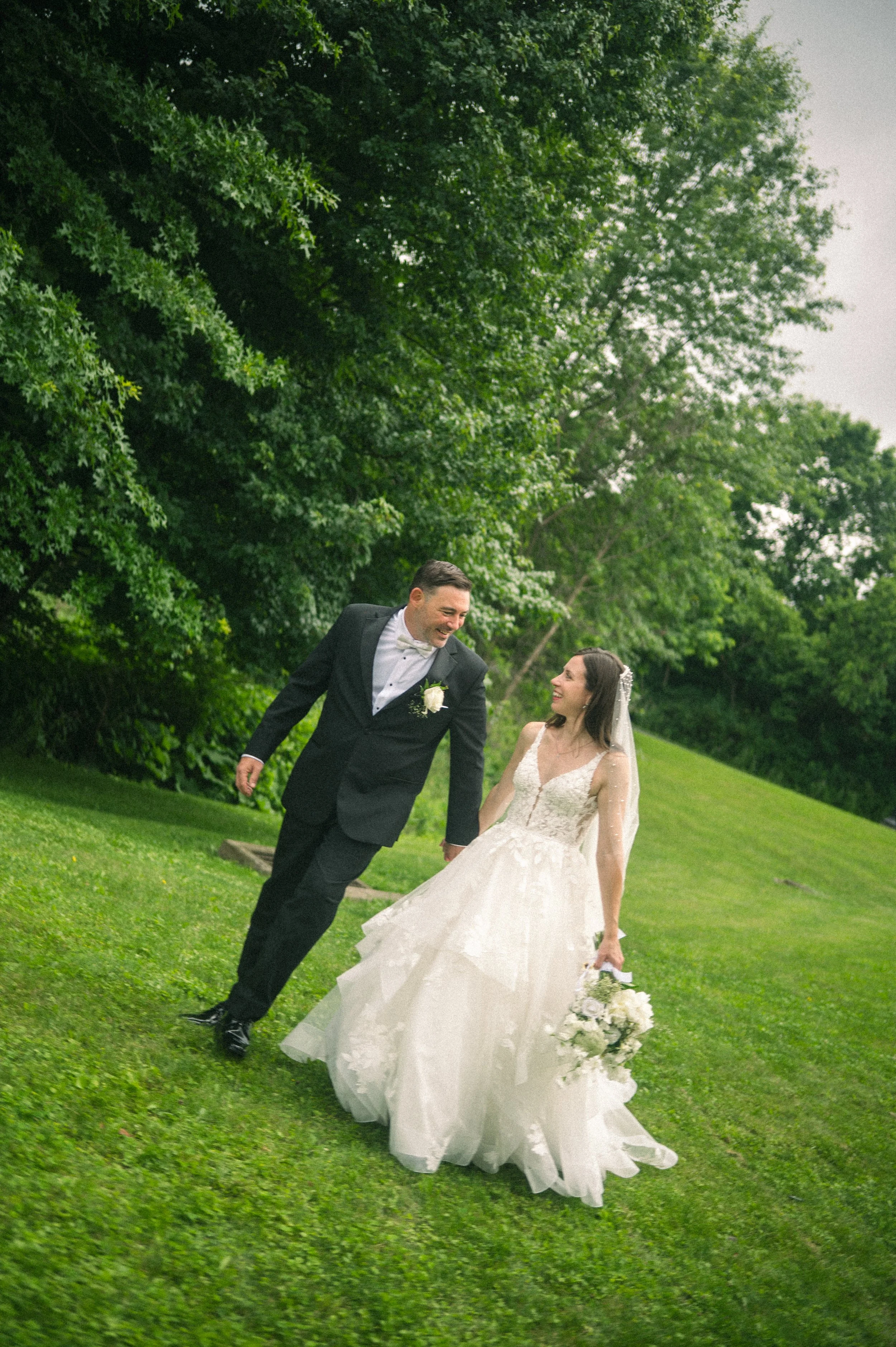 00.0-sneaks-WEB-FaithNick-.049_260627_Pennsylvania, Pittsburgh, Sneak Peaks, Summer, Wedding-.jpg