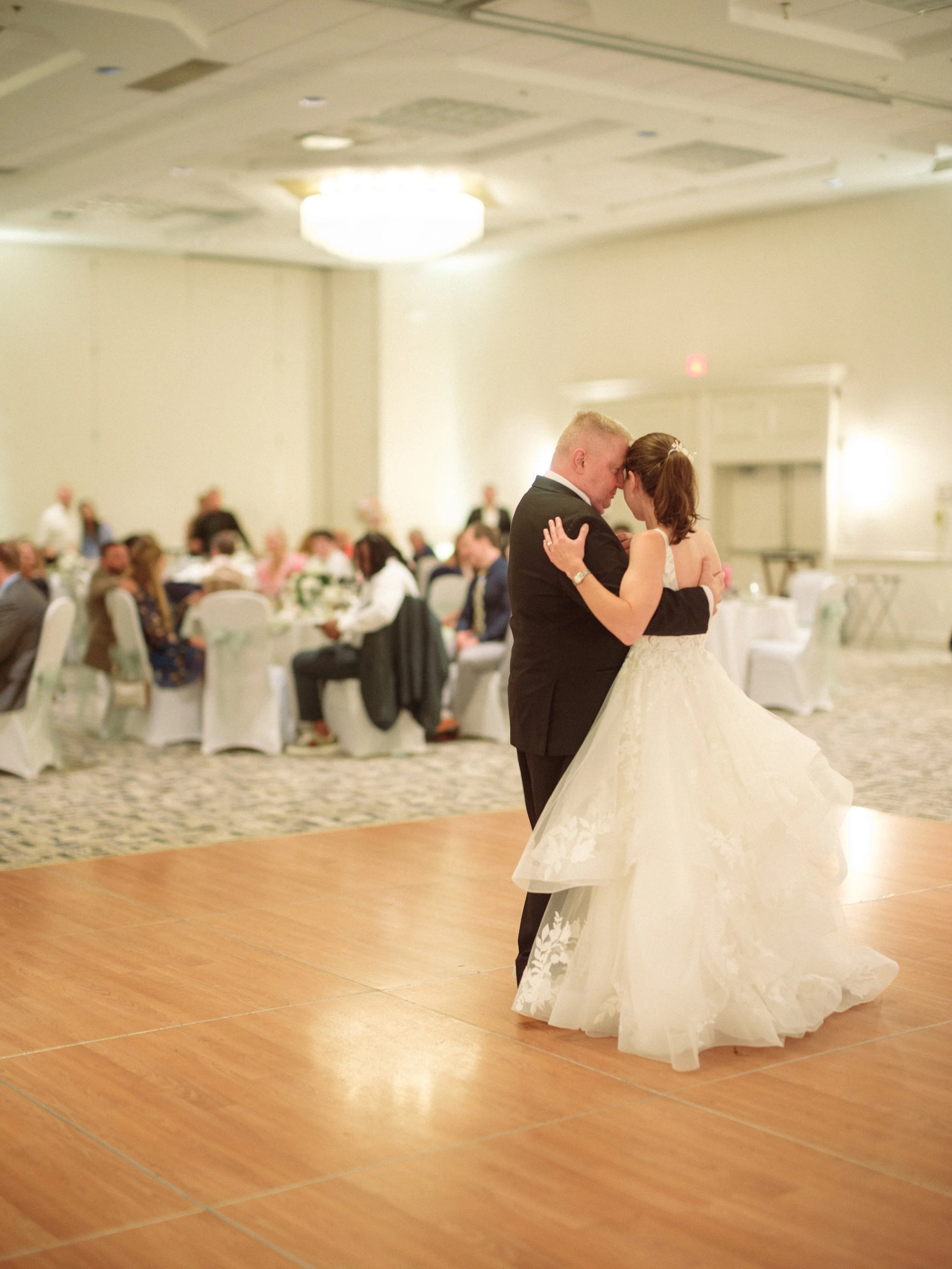 04.4-formalDances-WEB-FaithNick-.001_260627_gfx_christian, Dad-Daughter, Pennsylvania, Pittsburgh, Summer, Wedding-.jpg