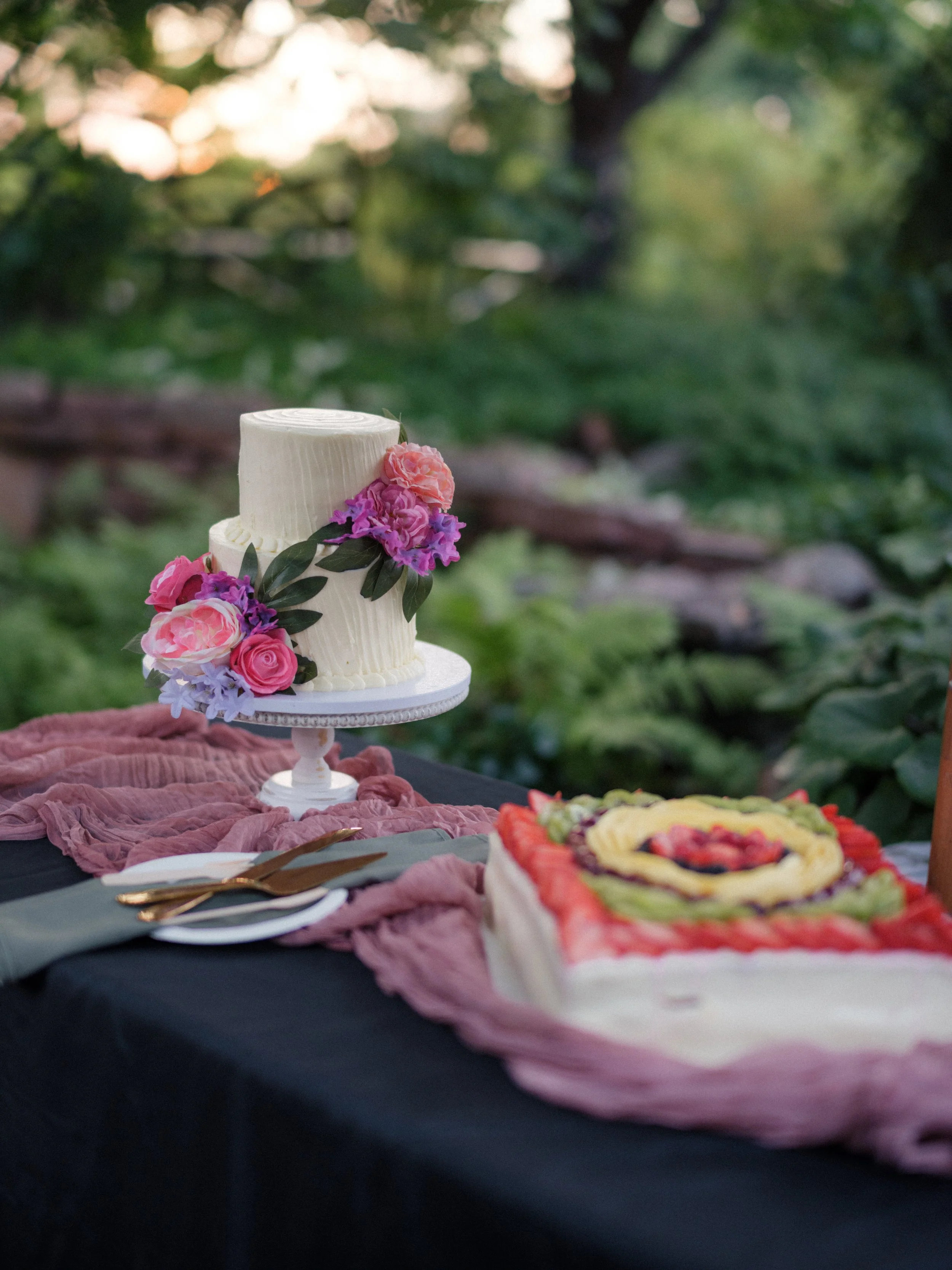 04-dinner-WEB-.059_2026-07-31_CherylCory_Botanic Gardens, Colorado, Denver, Summer.jpg