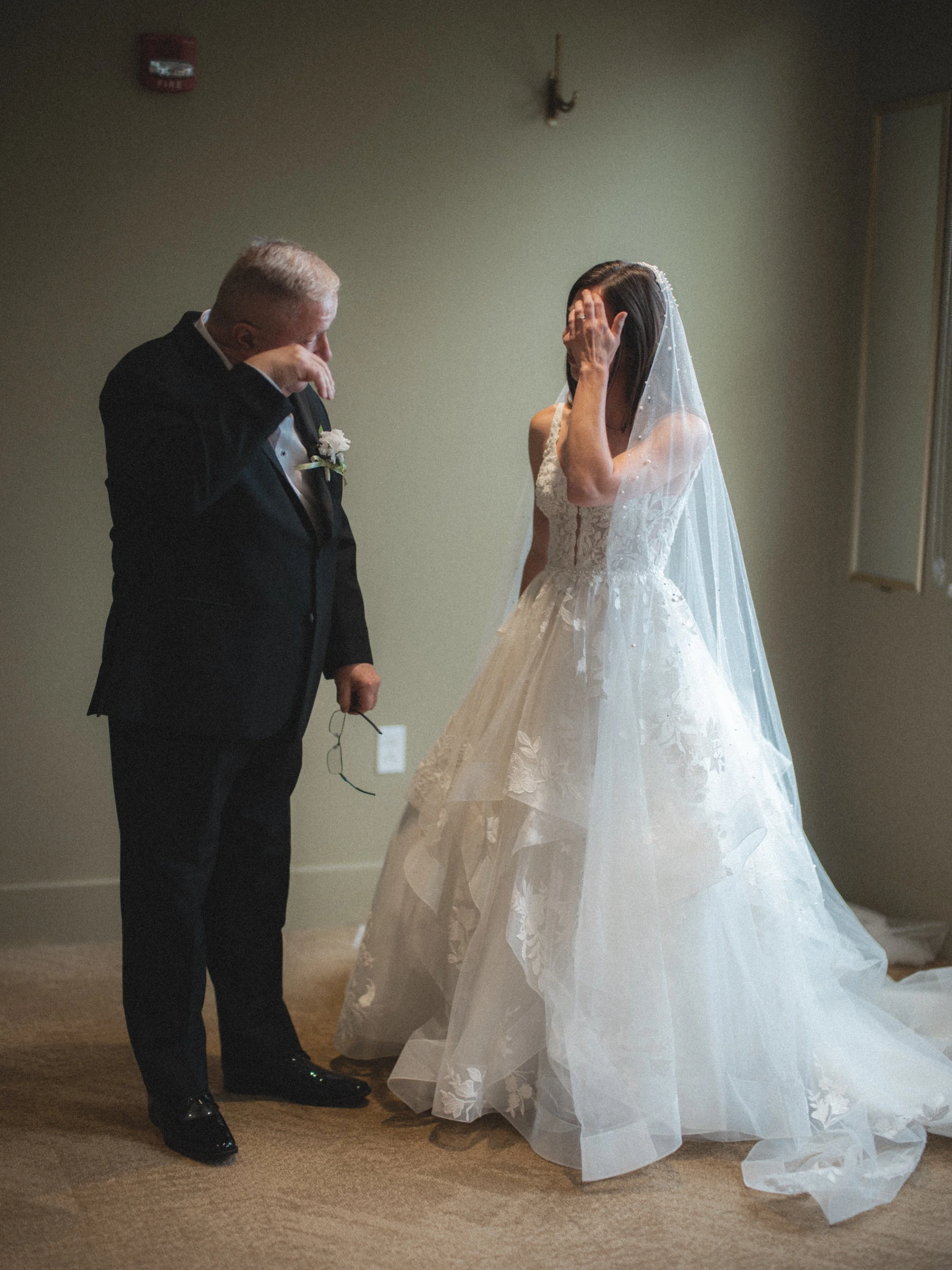00.0-sneaks-WEB-FaithNick-.014_260627_Pennsylvania, Pittsburgh, Sneak Peaks, Summer, Wedding-.jpg