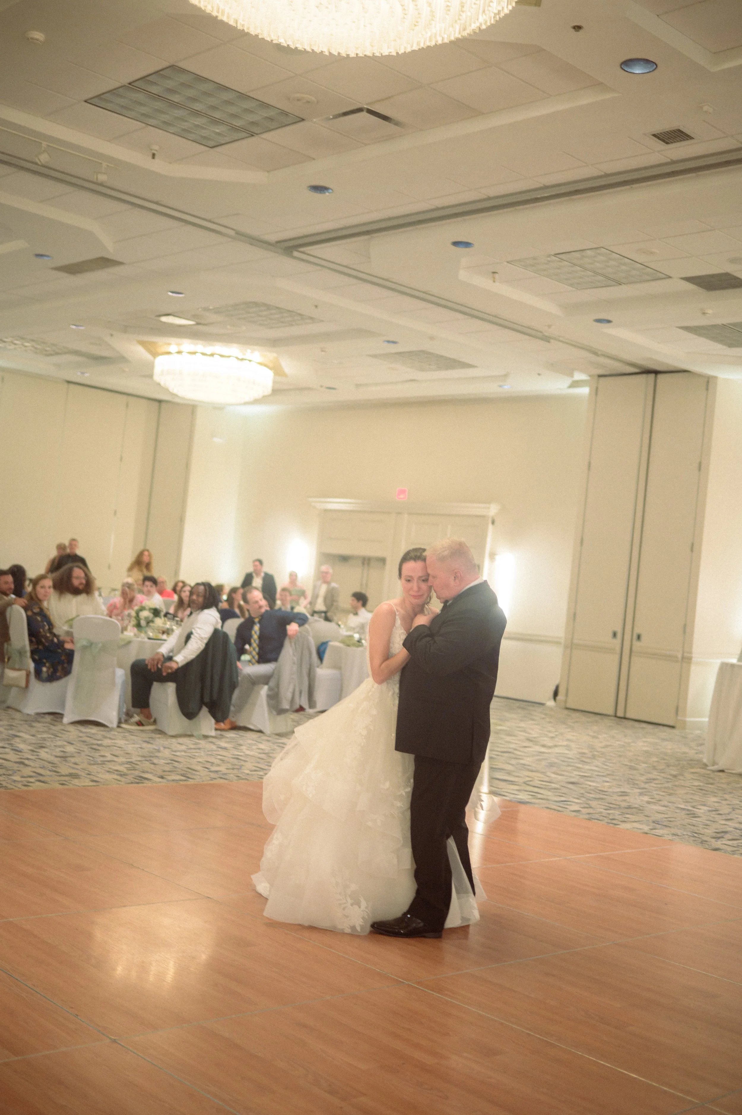 04.4-formalDances-WEB-FaithNick-.005_260627_z6ii_christian, Dad-Daughter, Pennsylvania, Pittsburgh, Summer, Wedding-.jpg