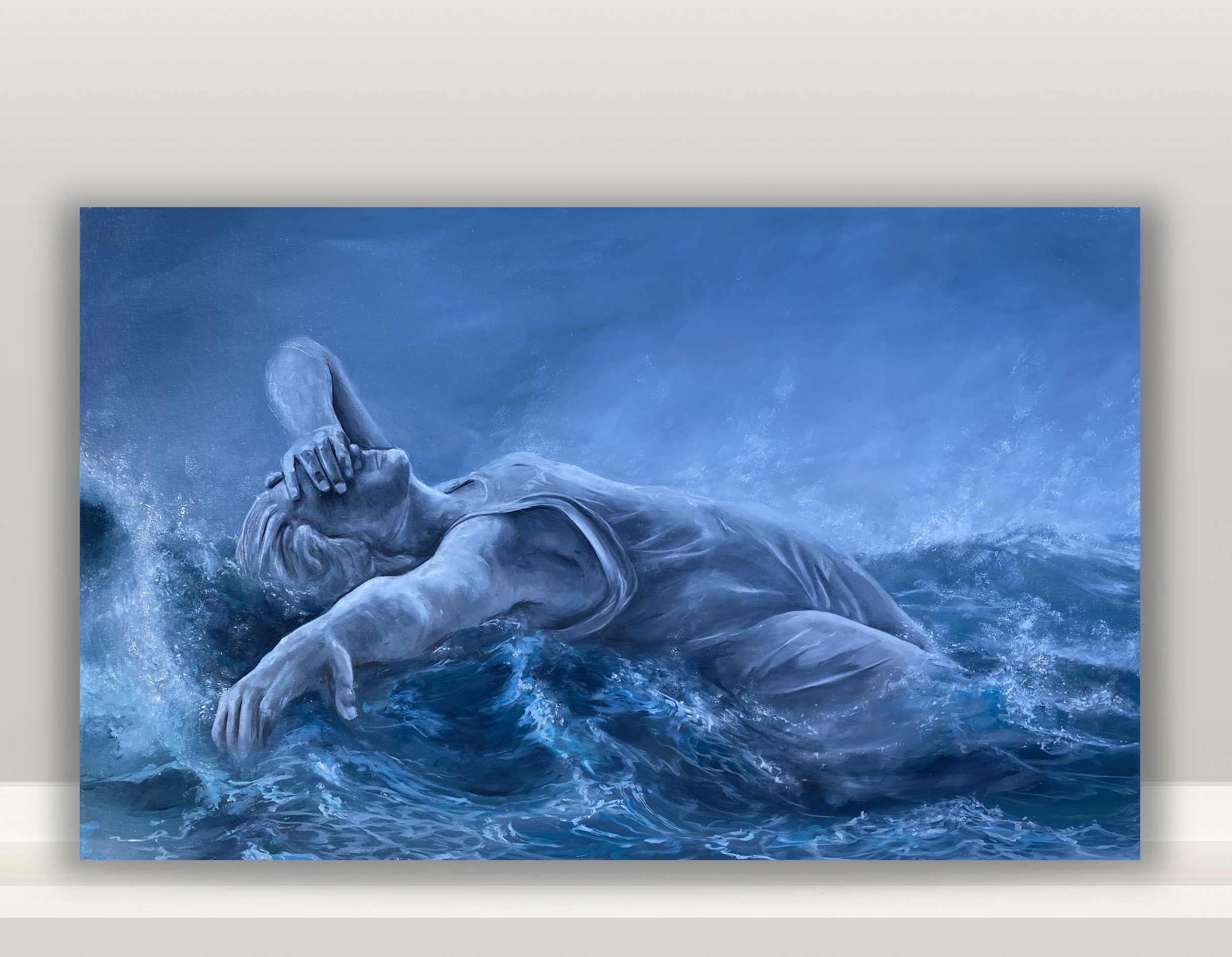 womaninwave.png