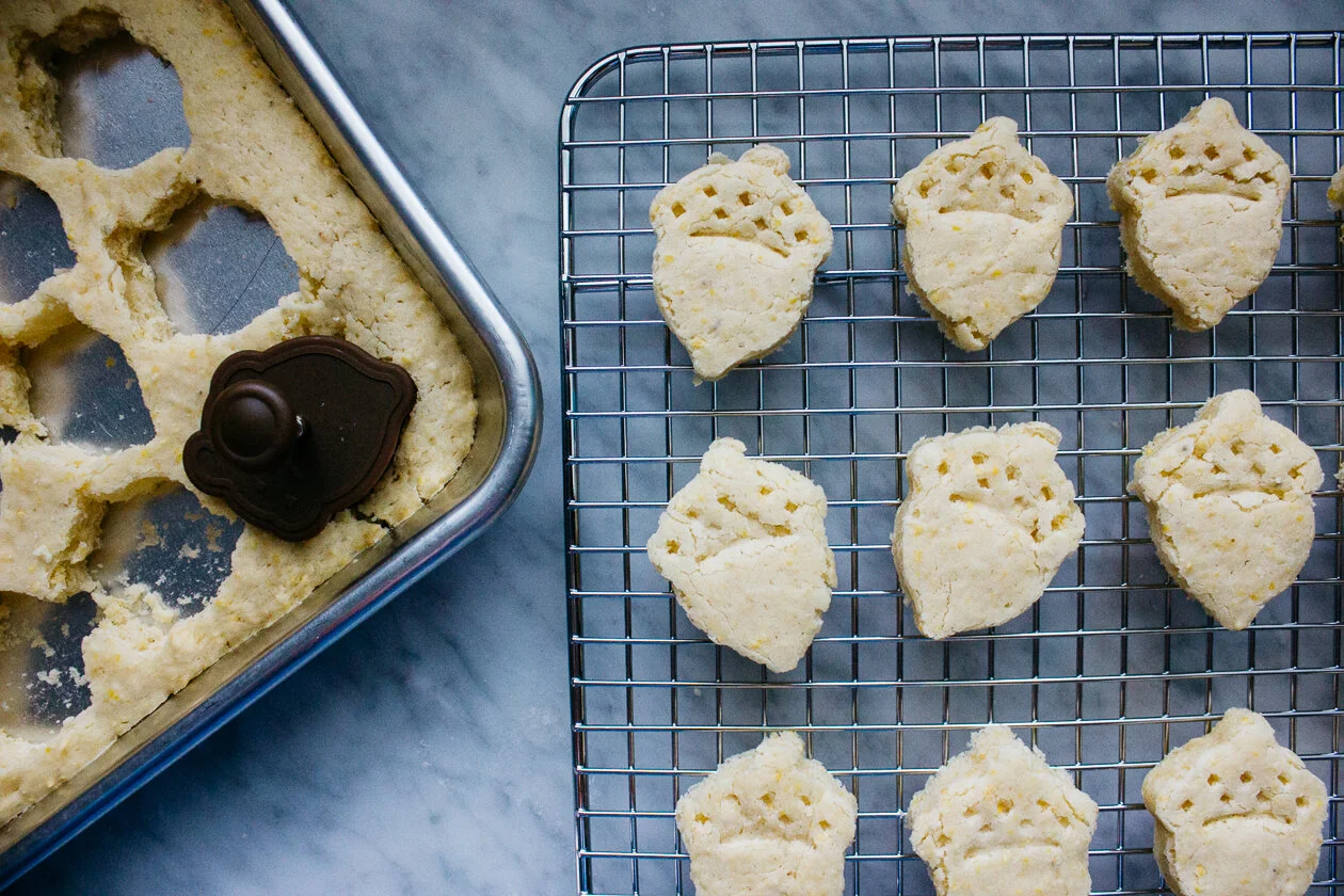 Cornbread Muffin Tops &amp; THE BLIND SIDE